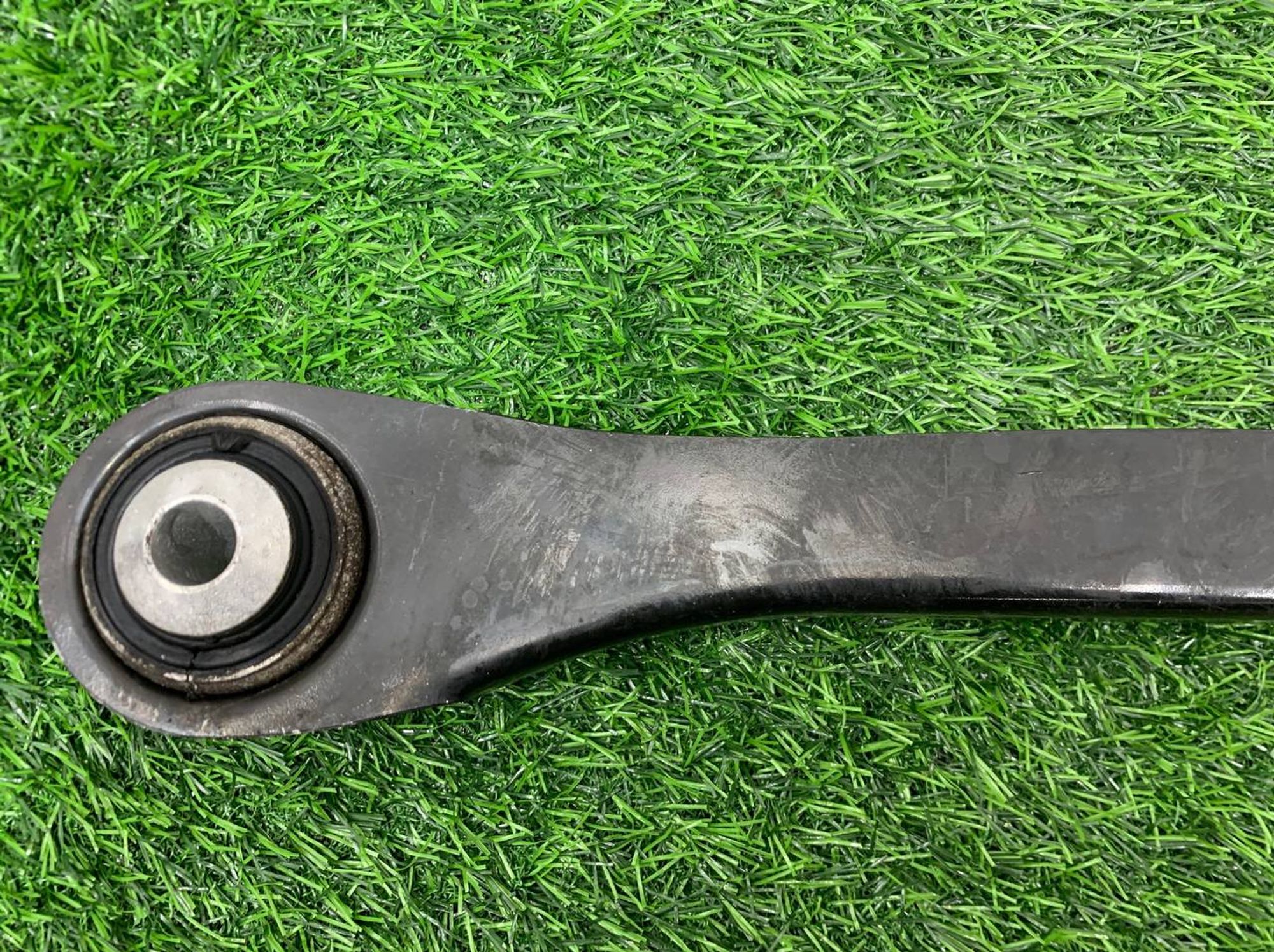 https://ycs.partsauto.market/partsauto-images/thmbs/userImages/h353NjtZg3VDP19b5HMt7LlpbQ93/part/83df3894-6f3d-453e-989c-d572cb3d2e5f_1732621241782.jpg