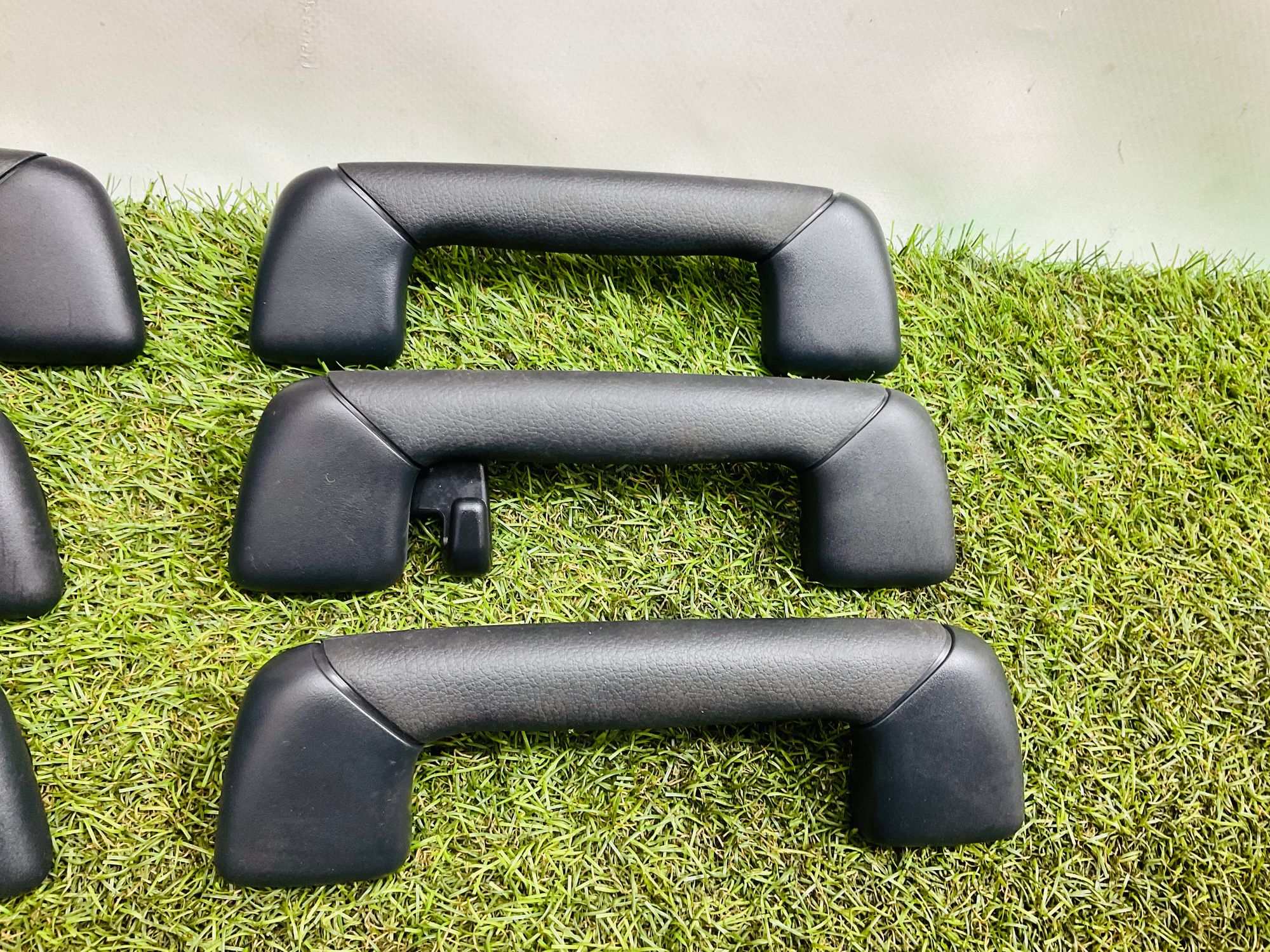 https://ycs.partsauto.market/partsauto-images/thmbs/userImages/h353NjtZg3VDP19b5HMt7LlpbQ93/part/8416e7c9-eecf-4b44-9103-182af205c10f_1779807971029.jpg