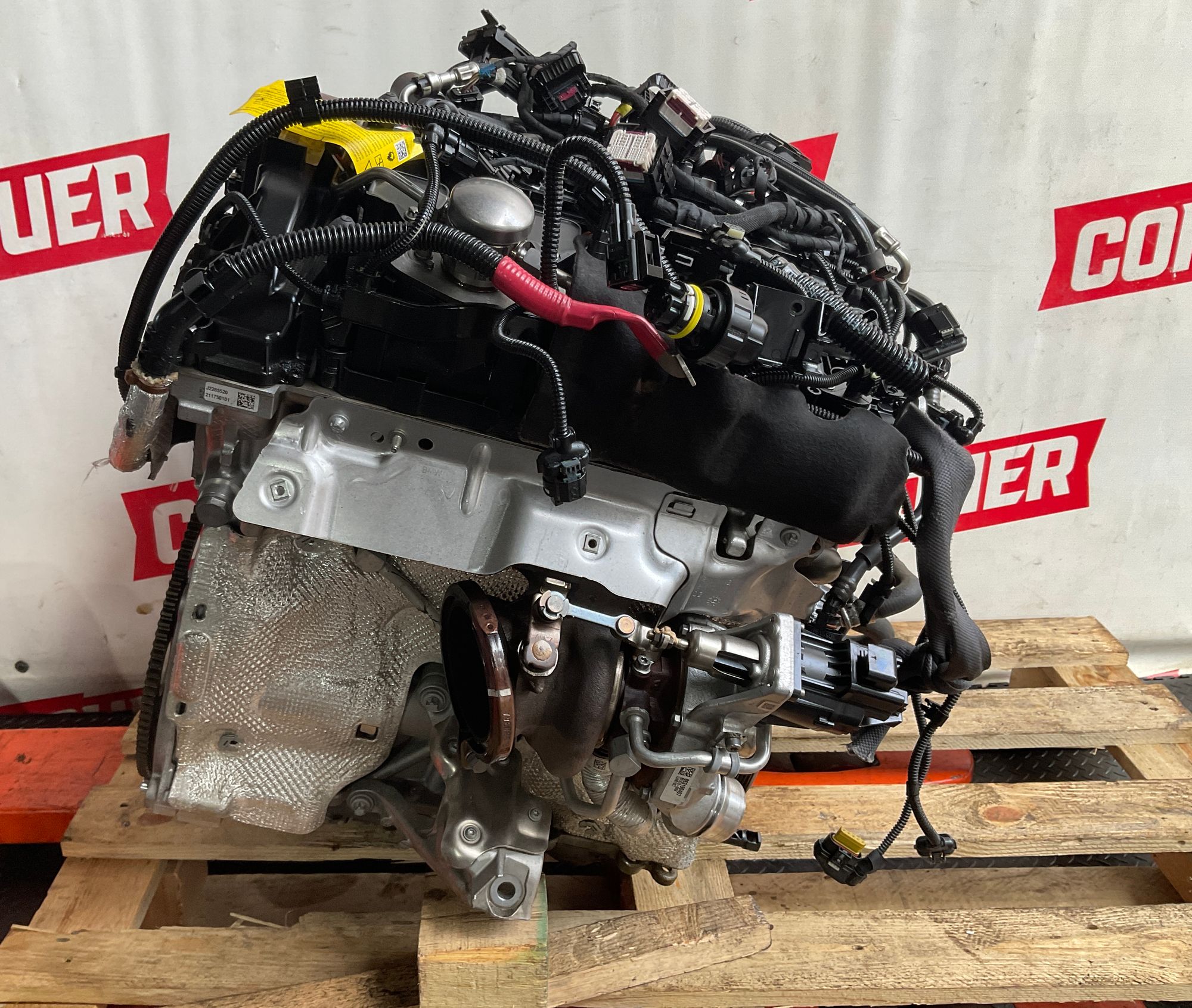https://ycs.partsauto.market/partsauto-images/thmbs/userImages/h353NjtZg3VDP19b5HMt7LlpbQ93/part/84552c54-577f-452b-a2db-c2b716e80ddf_1745588453187.jpg