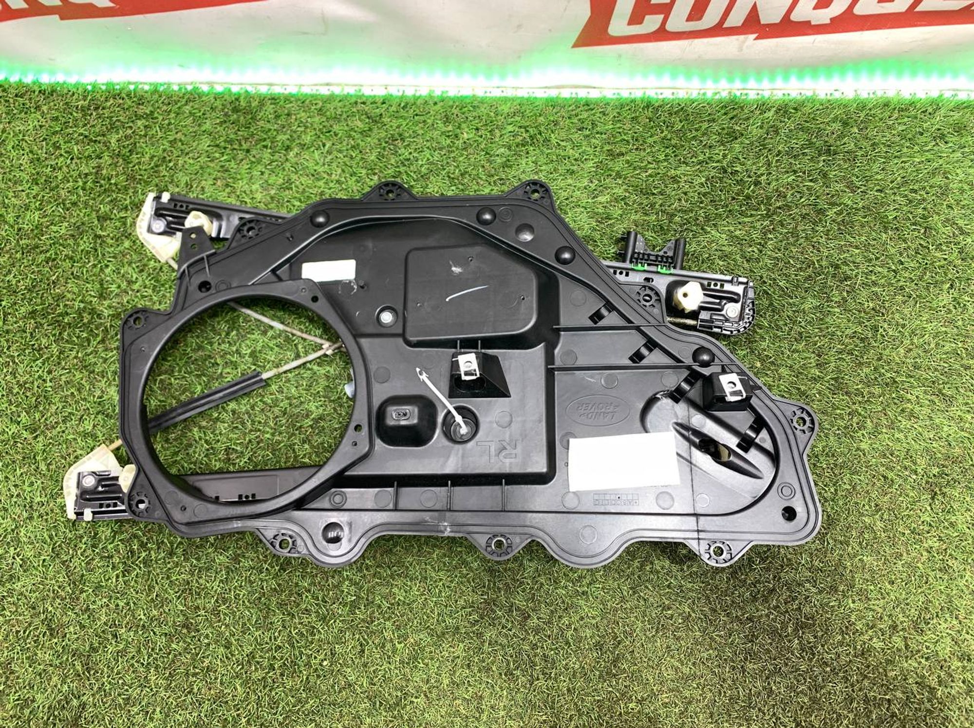 https://ycs.partsauto.market/partsauto-images/thmbs/userImages/h353NjtZg3VDP19b5HMt7LlpbQ93/part/8495fb83-3e70-4e7e-84be-eafa42fe56c0_1714662472004.jpg