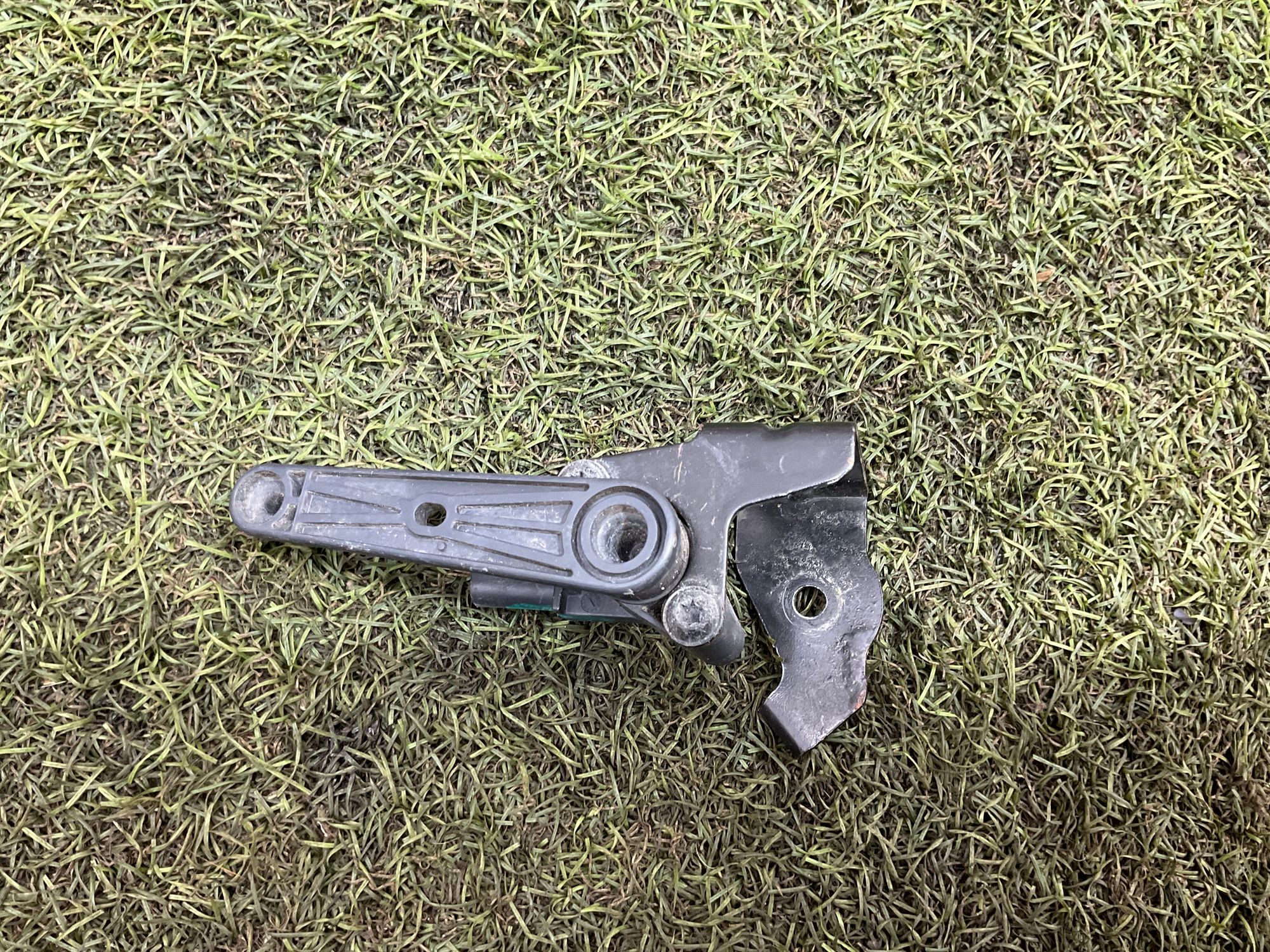 Датчик дорожного просвета Land Rover Defender II L663 2022, 2000 рублей, Москва