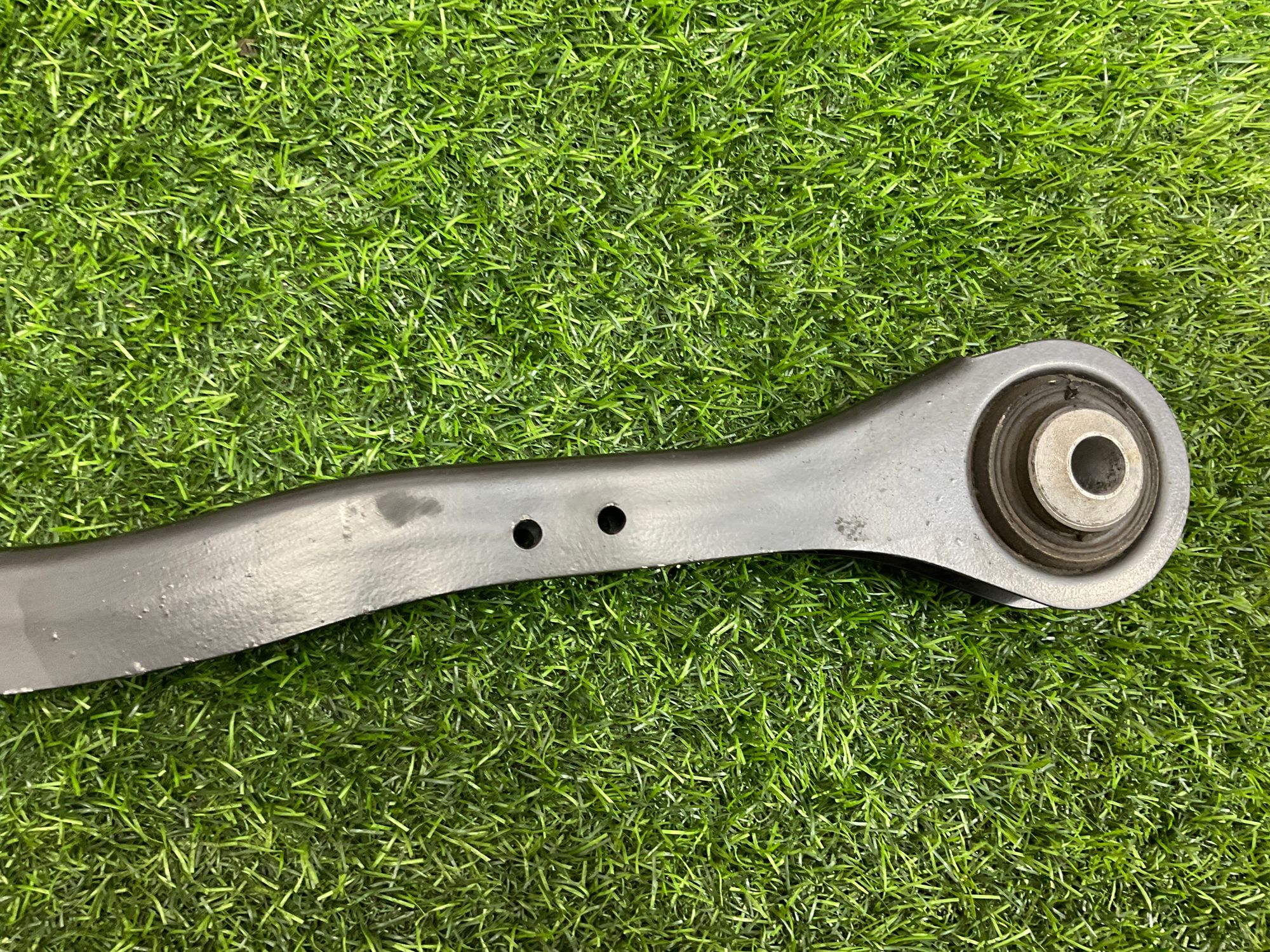 https://ycs.partsauto.market/partsauto-images/thmbs/userImages/h353NjtZg3VDP19b5HMt7LlpbQ93/part/855c8f69-6d68-4023-afc6-8b6f6a547b98_1743513026340.jpg