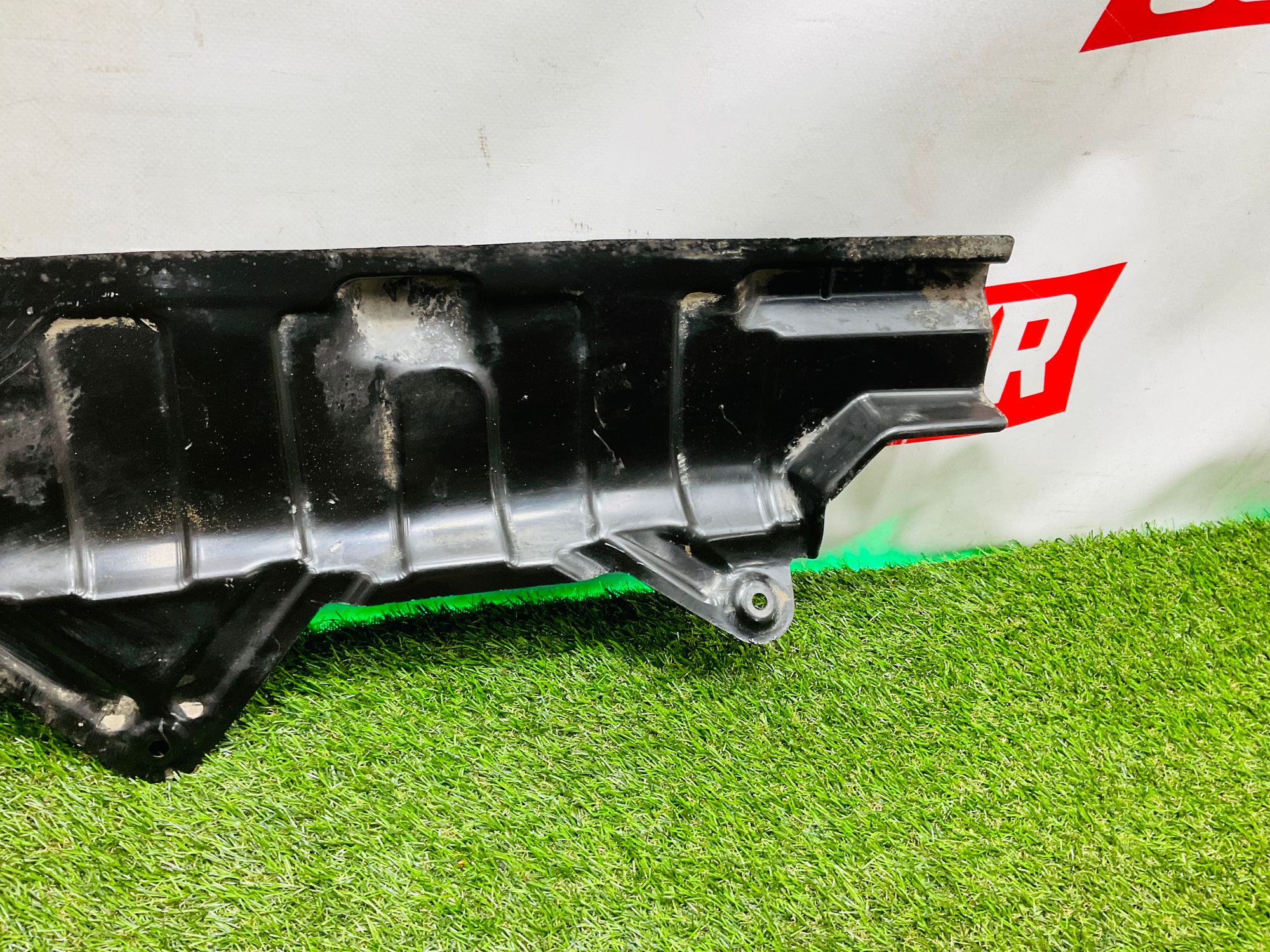 https://ycs.partsauto.market/partsauto-images/thmbs/userImages/h353NjtZg3VDP19b5HMt7LlpbQ93/part/85732d60-3952-4937-8d2d-584bf2997060_1784978654986.jpg