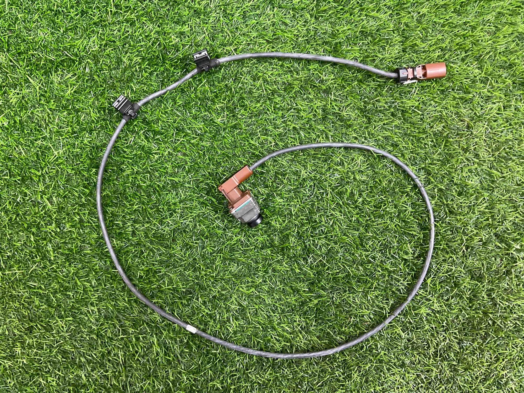 https://ycs.partsauto.market/partsauto-images/thmbs/userImages/h353NjtZg3VDP19b5HMt7LlpbQ93/part/857dc139-dc53-4839-b1ec-621f7ed6400f_1741077464246.jpg