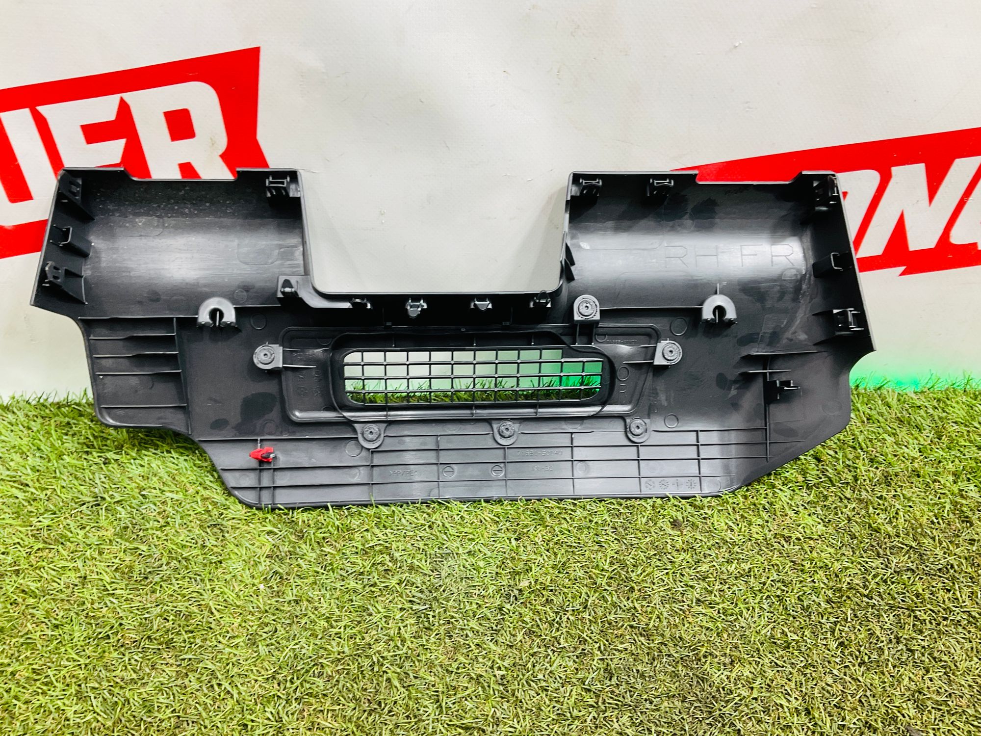 https://ycs.partsauto.market/partsauto-images/thmbs/userImages/h353NjtZg3VDP19b5HMt7LlpbQ93/part/858893c1-4c0d-483b-9885-5948d60cc006_1779803812845.jpg