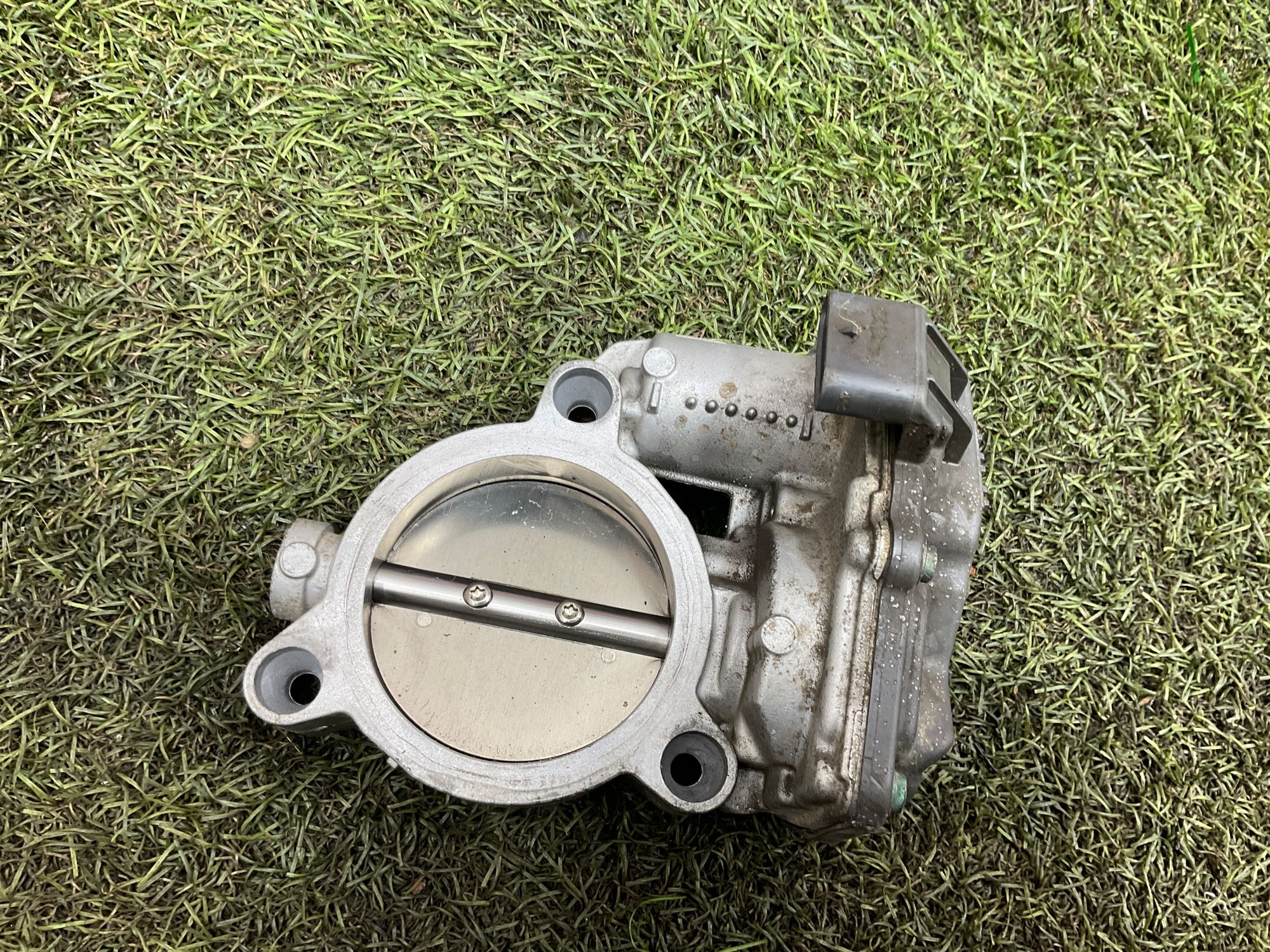 Дроссельная заслонка N63 BMW M5, F90 2020, 8000 рублей, Москва