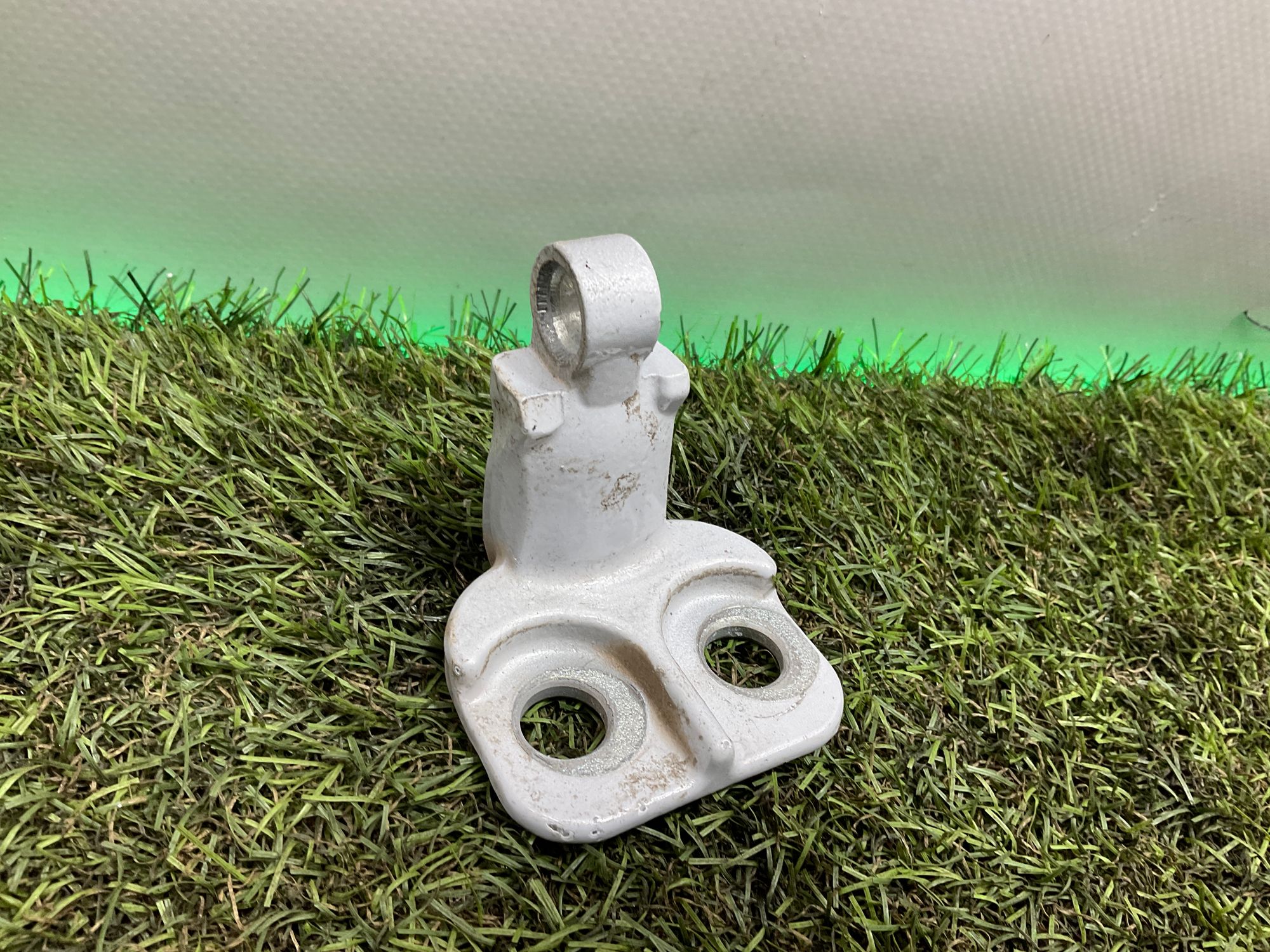 Петля двери левой задней Land Rover Defender II L663 2022, 5500 рублей, Москва