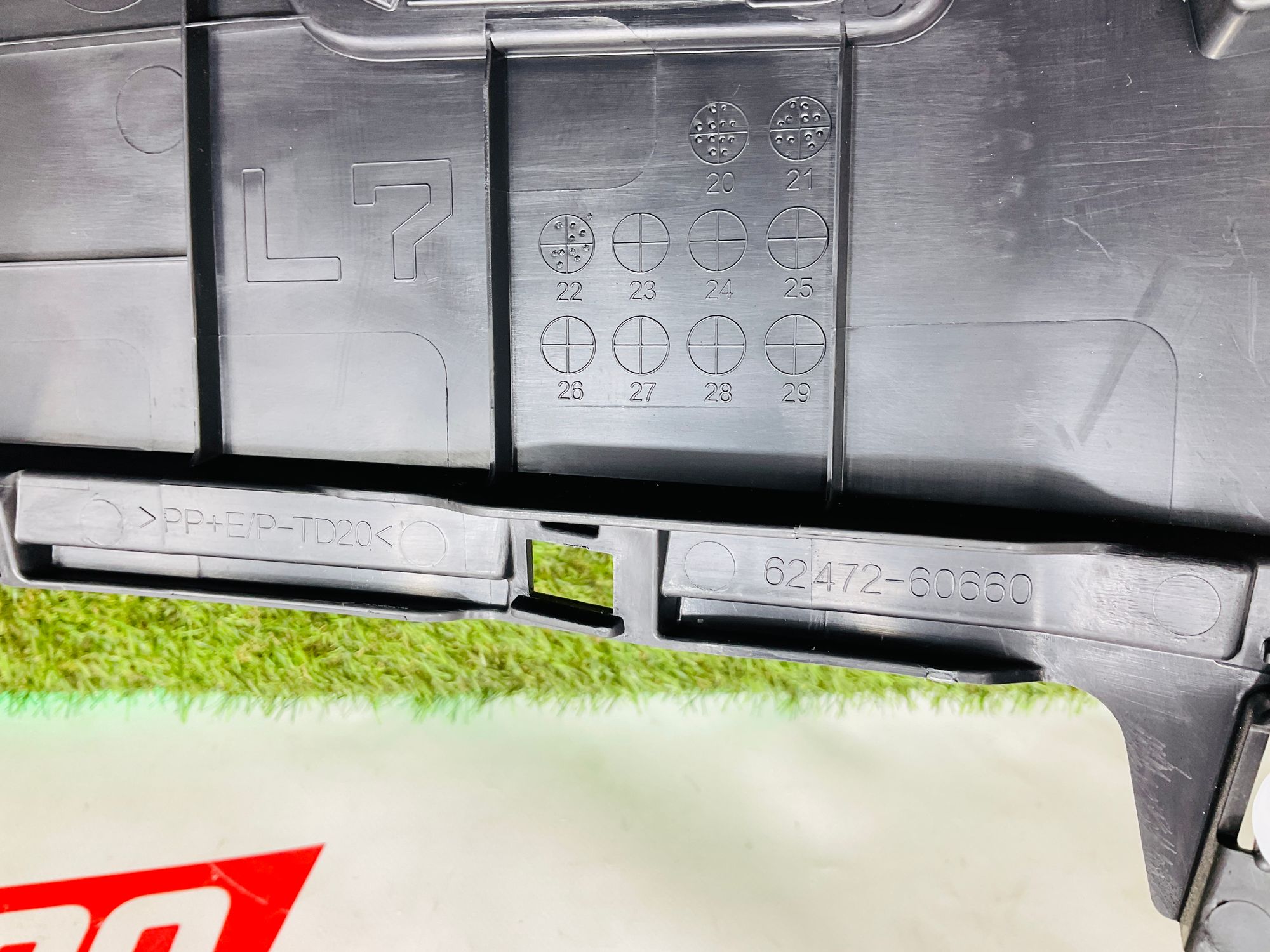 https://ycs.partsauto.market/partsauto-images/thmbs/userImages/h353NjtZg3VDP19b5HMt7LlpbQ93/part/85d6ede1-4e4a-43a9-a6ae-9d107c3e1e52_1780054101862.jpg