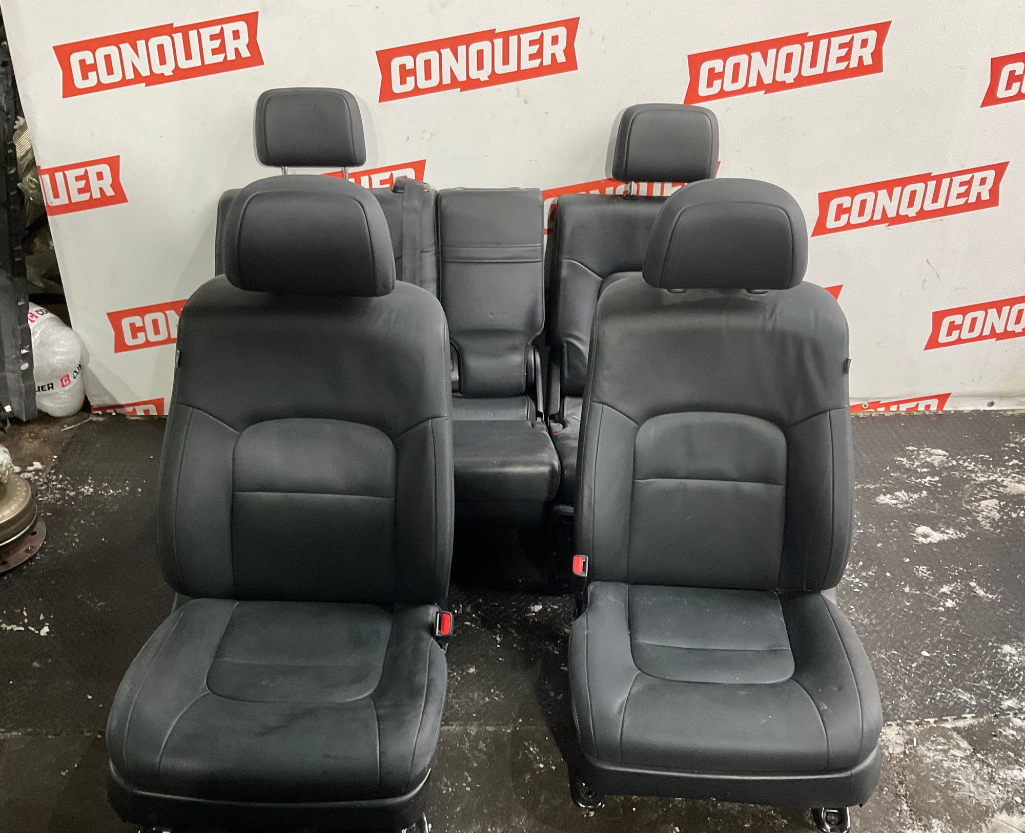 Салон Toyota Land Cruiser 200 рестайлинг 2017, 110000 рублей, Москва