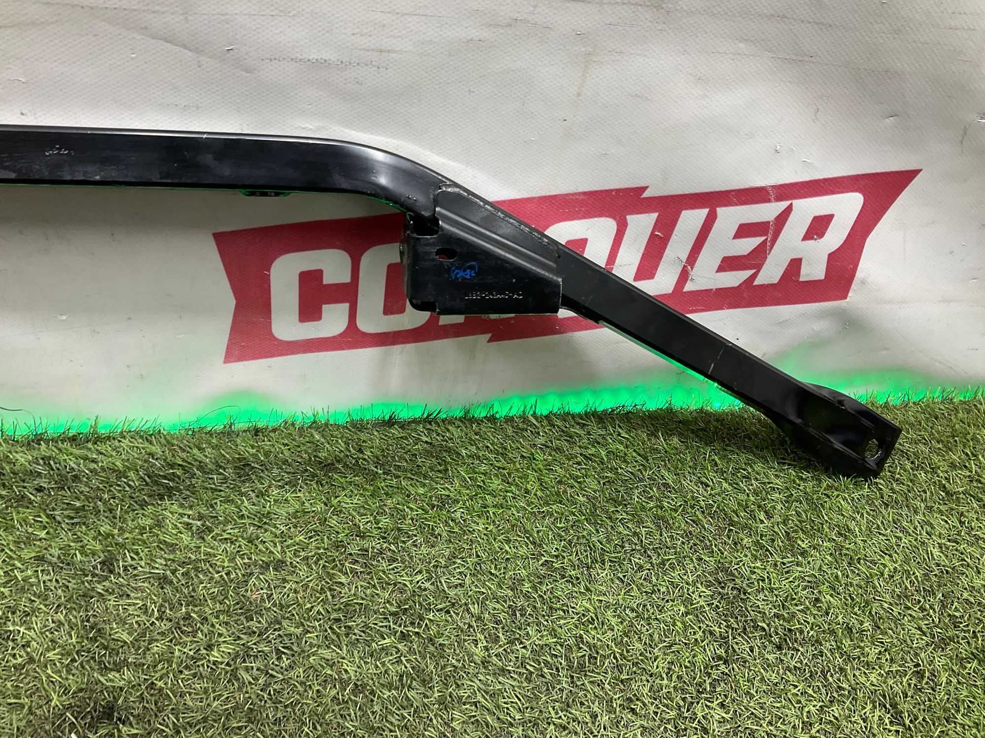 Распорка кузова задняя Land Rover Defender II L663 2022, 2000 рублей, Москва