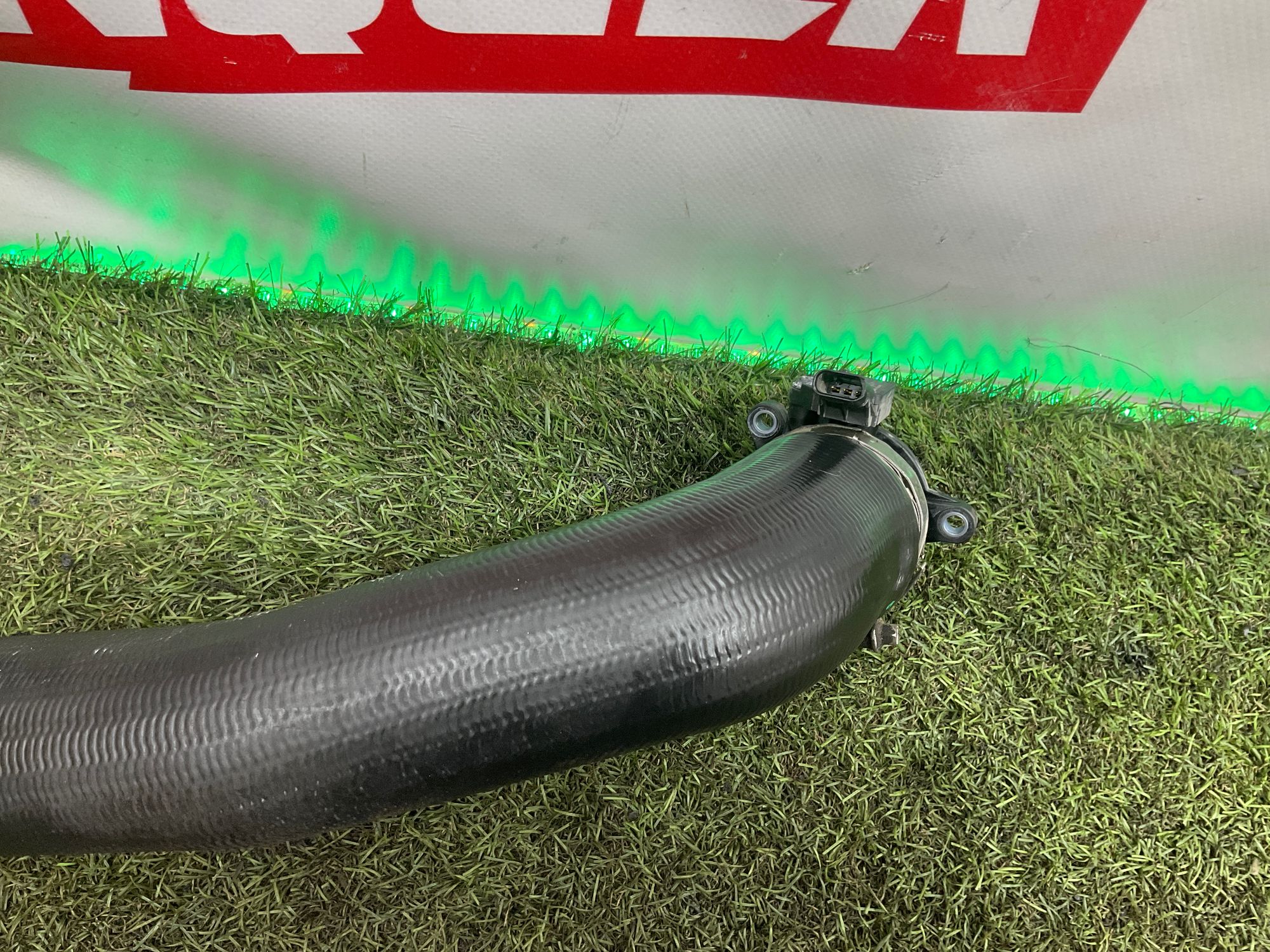 Патрубок интеркулера Bentley Continental GT III 2022, 20000 рублей, Москва