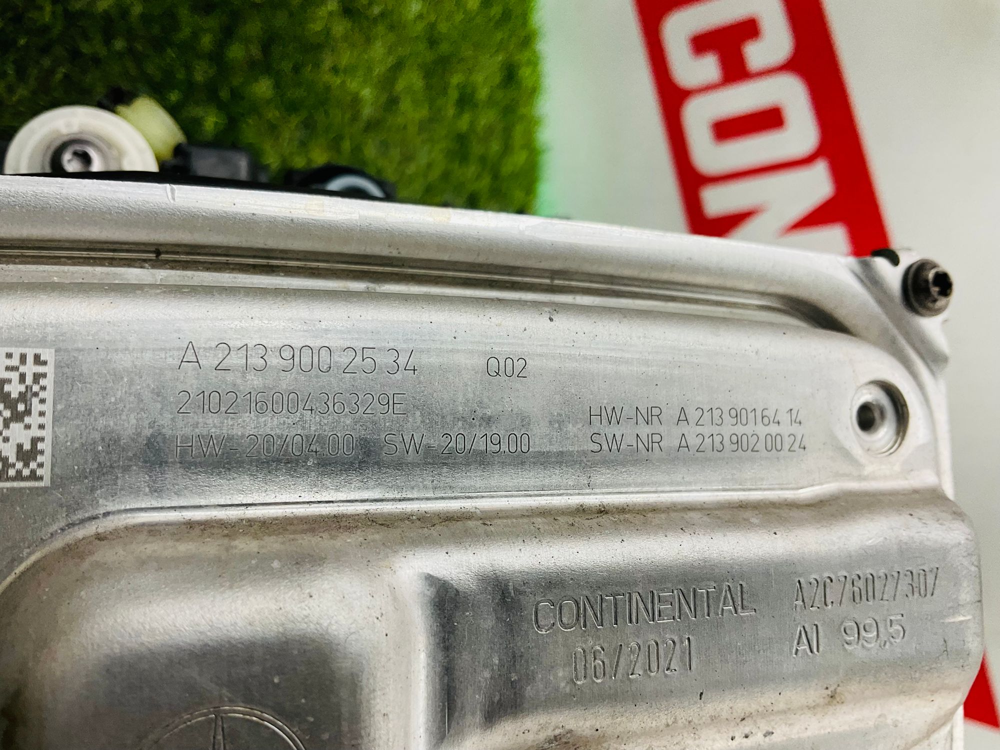 https://ycs.partsauto.market/partsauto-images/thmbs/userImages/h353NjtZg3VDP19b5HMt7LlpbQ93/part/87389635-488c-4299-9667-2e1ef3d908af_1788943275464.jpg