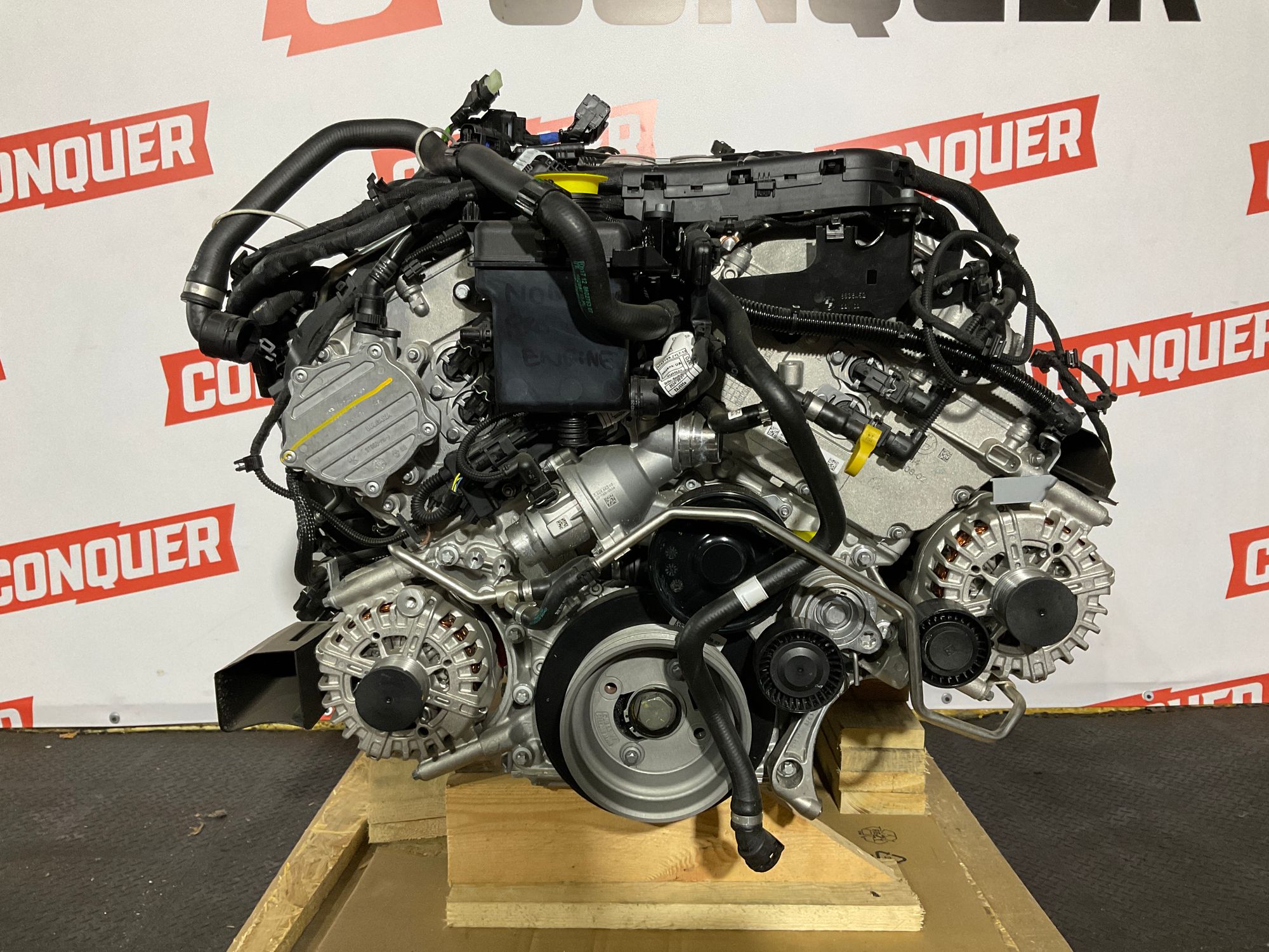 Двигатель N74B68A Rolls-Royce Cullinan Ghost Phantom Новый оригинал, 3000000 рублей, Москва