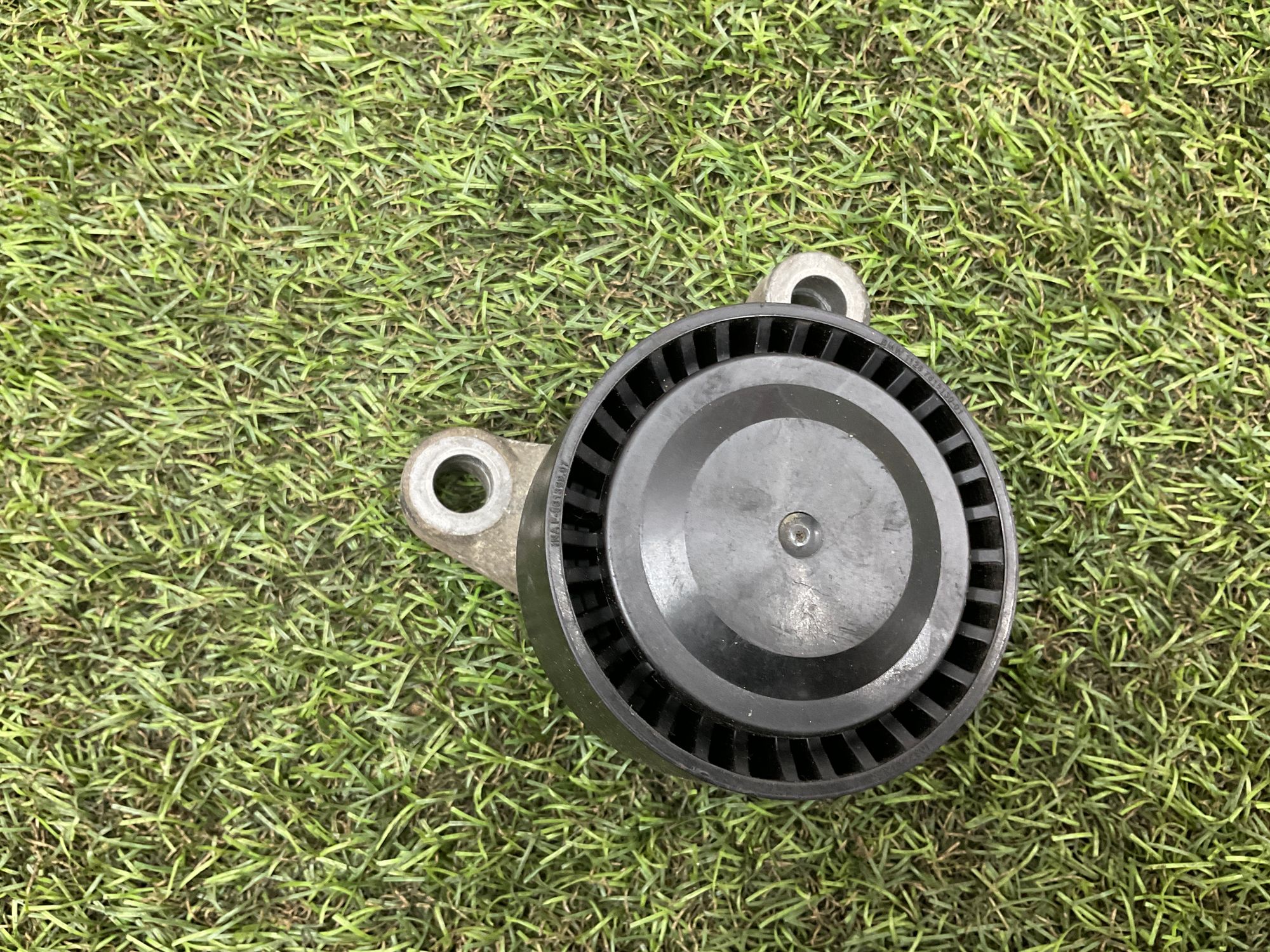 Ролик обводной приводного ремня N55 BMW 5 серия, F10/F11/F07 рестайлинг, 1000 рублей, Москва