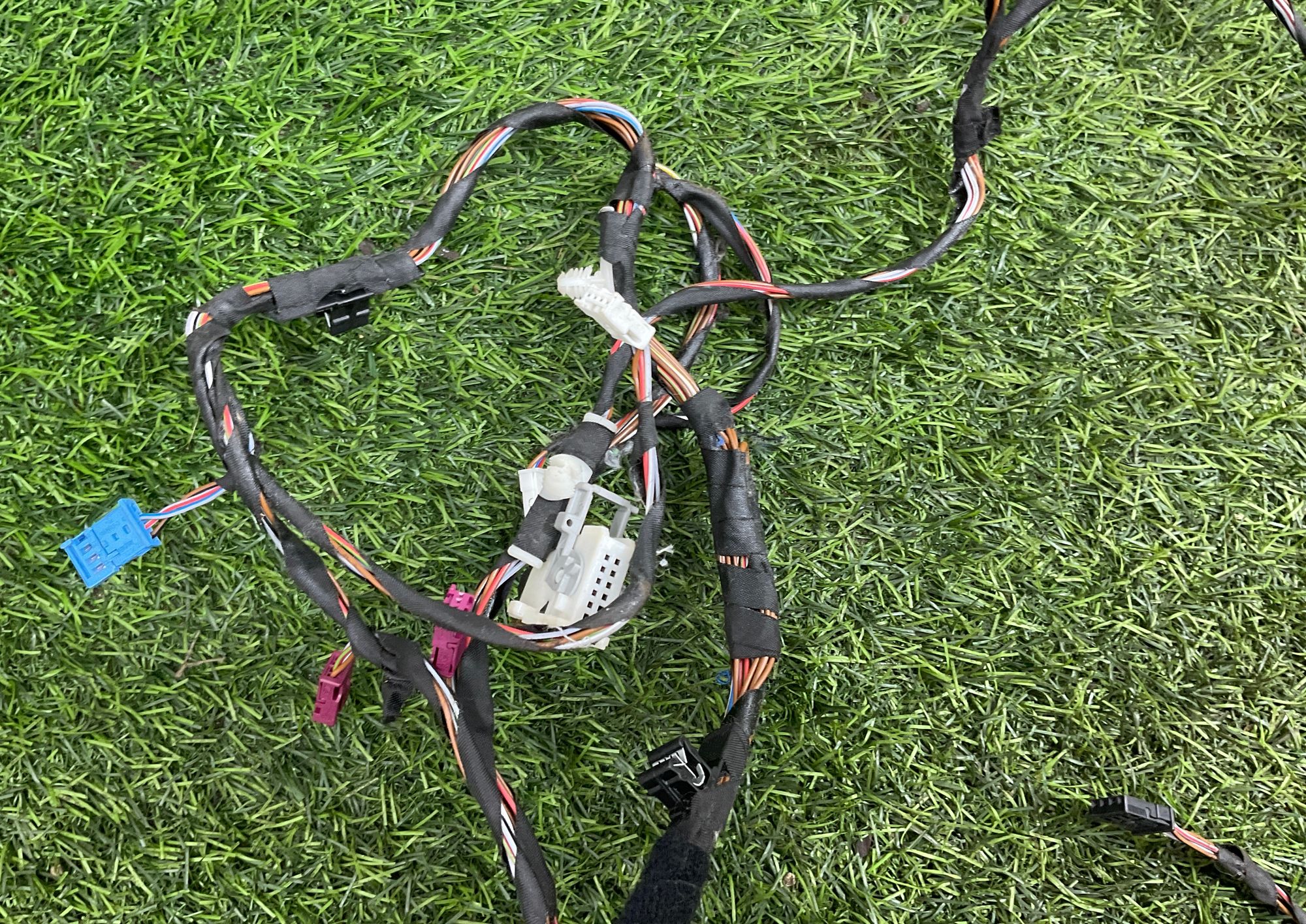 https://ycs.partsauto.market/partsauto-images/thmbs/userImages/h353NjtZg3VDP19b5HMt7LlpbQ93/part/88688e71-397c-4b15-b44f-65ceff220e31_1743430123603.jpg