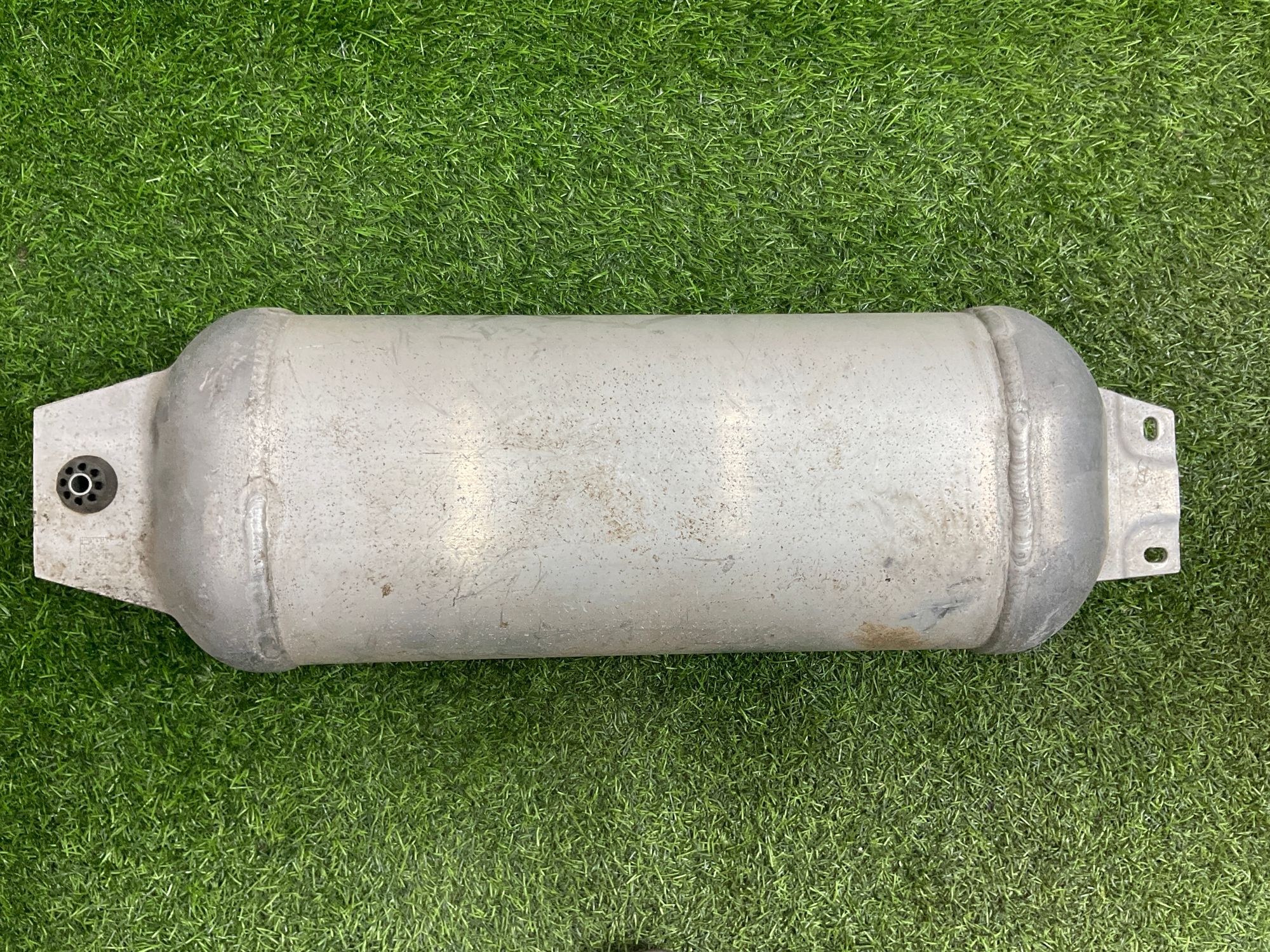 https://ycs.partsauto.market/partsauto-images/thmbs/userImages/h353NjtZg3VDP19b5HMt7LlpbQ93/part/8951457c-28bb-4db1-8230-f6c8b18b3871_1741763631100.jpg