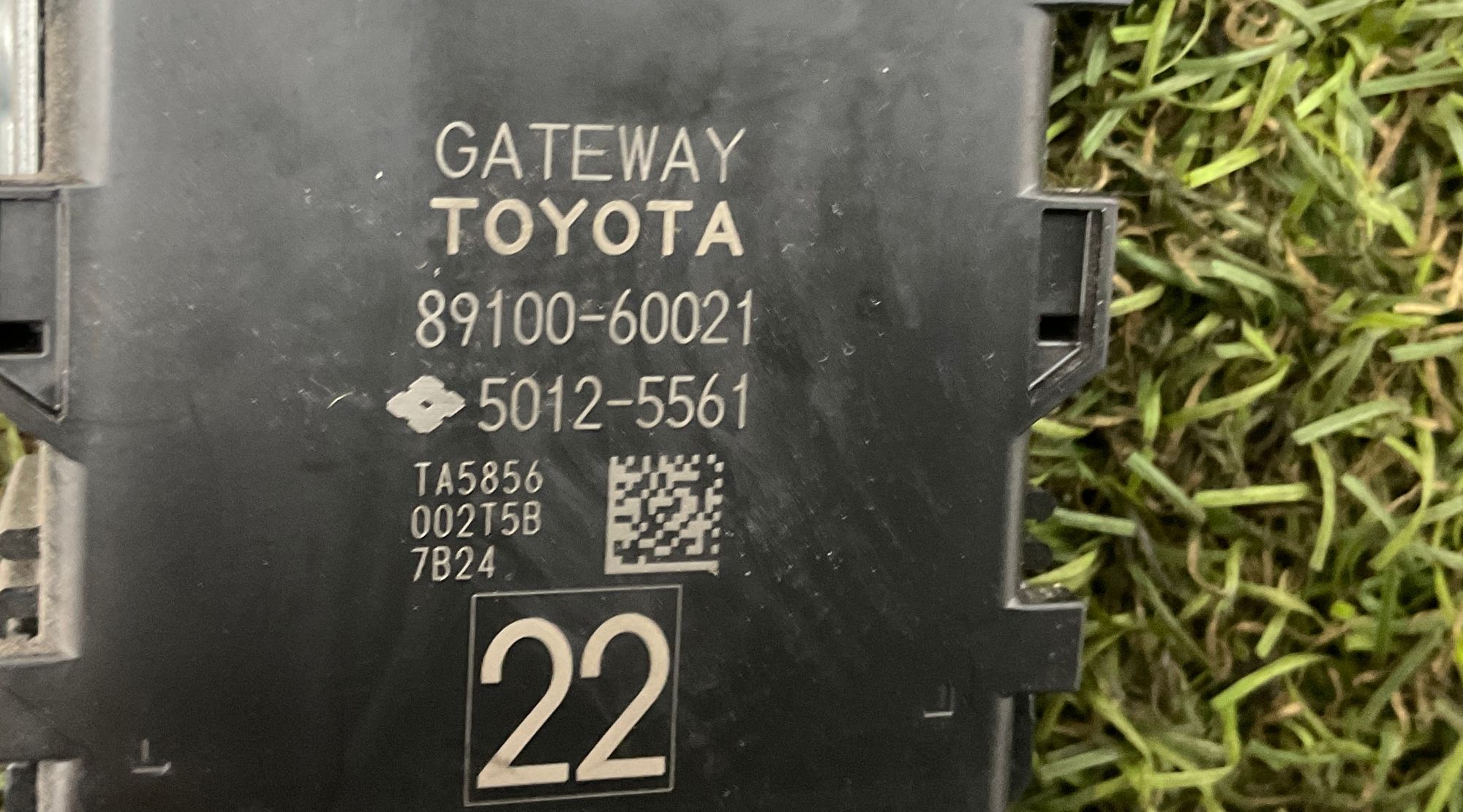 Блок управления Toyota Land Cruiser 200 рестайлинг 2 (2015—2023) 2017, 1000 рублей, Москва