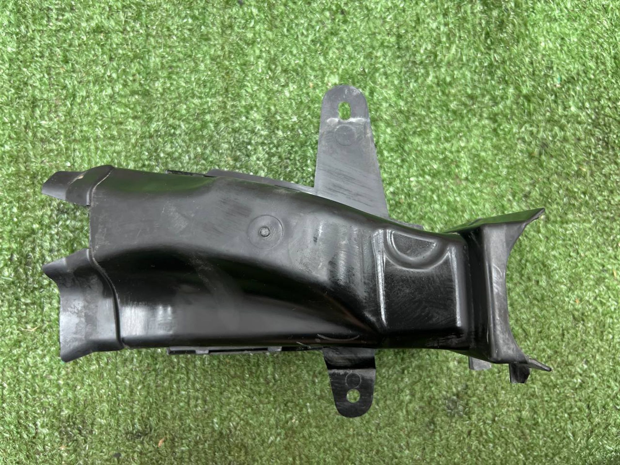 https://ycs.partsauto.market/partsauto-images/thmbs/userImages/h353NjtZg3VDP19b5HMt7LlpbQ93/part/89d3495d-9a07-4b4a-a7b7-35bb9ec4f600_1730973298949.jpg