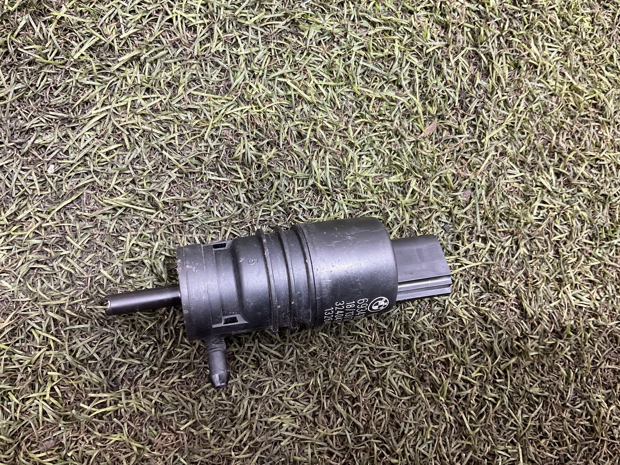 Насос омывателя BMW 5 серия, F10/F11/F07 рестайлинг, 1000 рублей, Москва