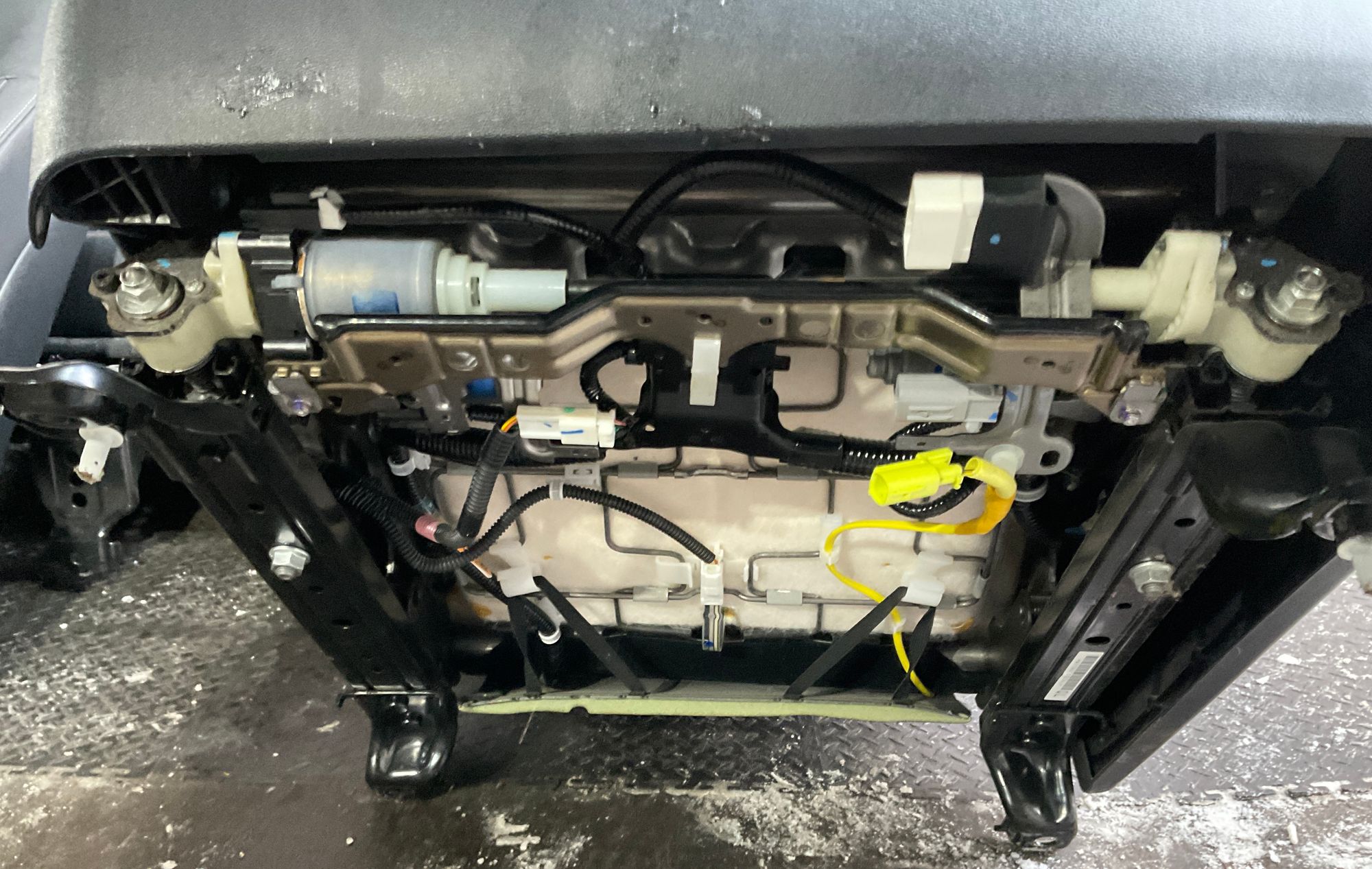 Салон Toyota Land Cruiser 200 рестайлинг 2017, 110000 рублей, Москва