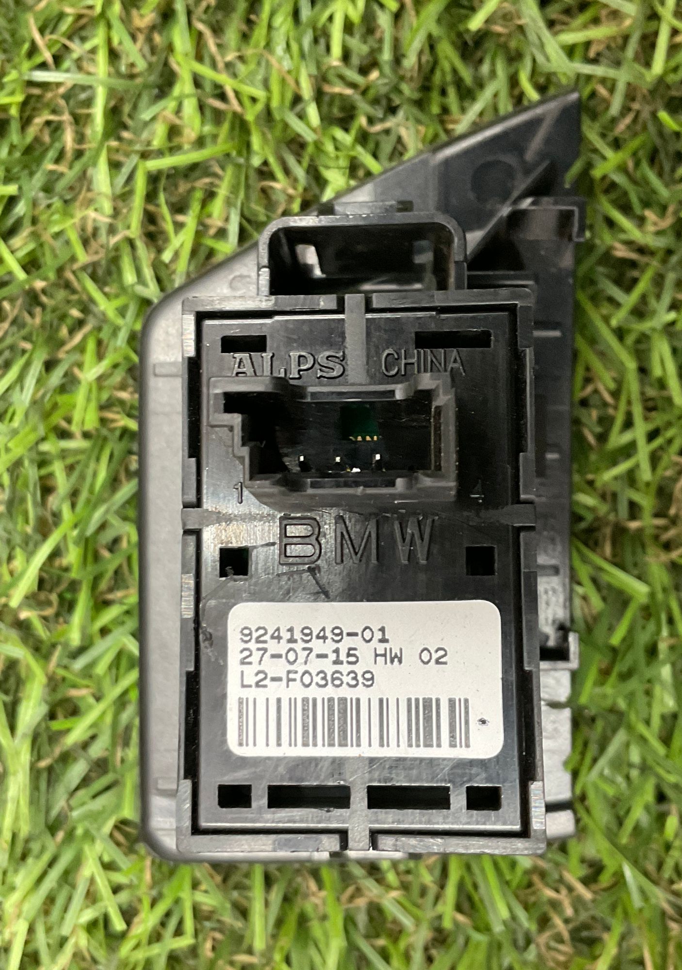 Кнопка стеклоподъемника BMW 5 серия, F10/F11/F07 рестайлинг, 1000 рублей, Москва