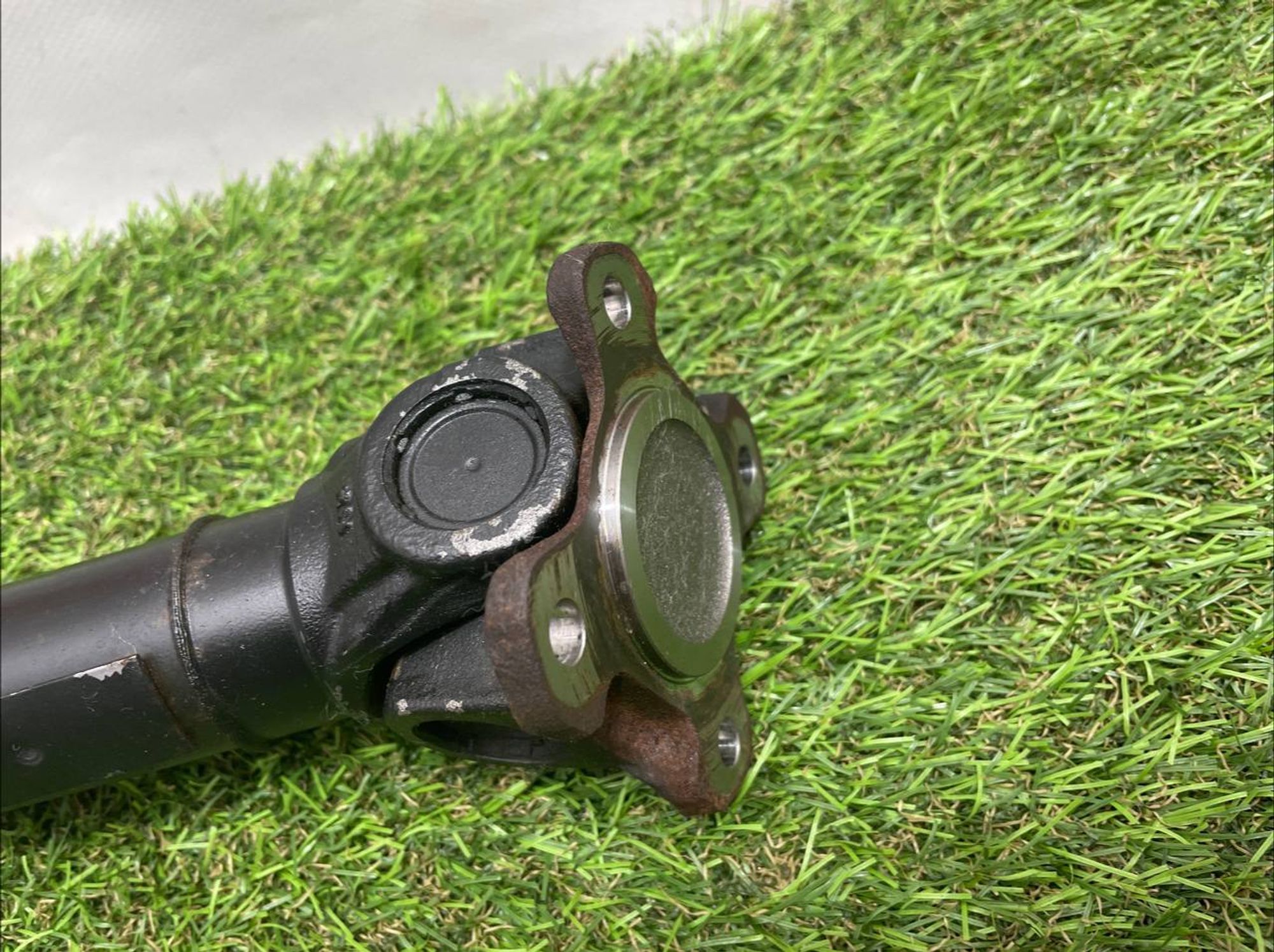 https://ycs.partsauto.market/partsauto-images/thmbs/userImages/h353NjtZg3VDP19b5HMt7LlpbQ93/part/8afdfefb-2dad-4252-b8f1-10c14cc8bc0a_1710577175580.jpg