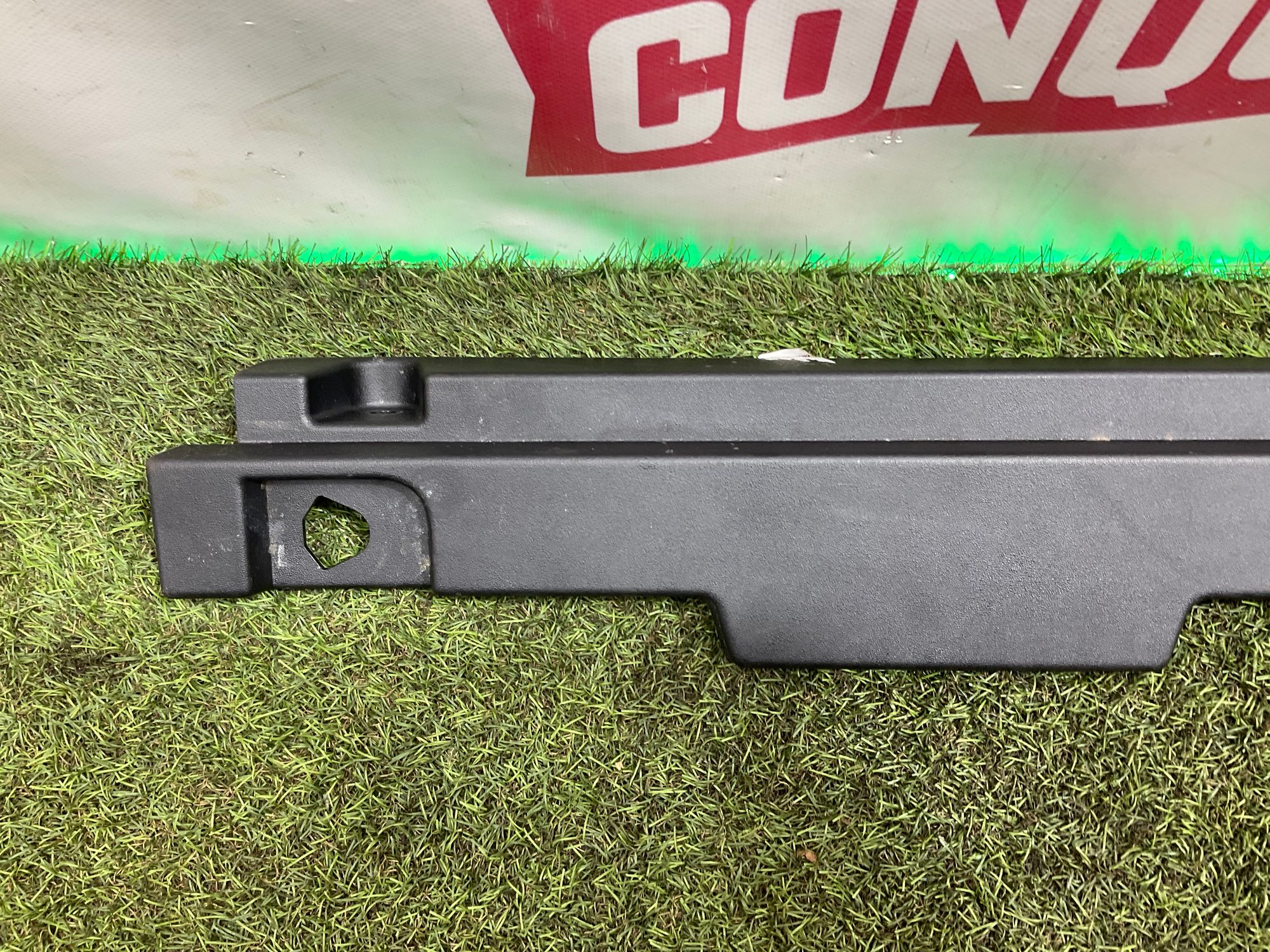 Накладка багажника нижняя правая Land Rover Defender II L663 2022, 3000 рублей, Москва