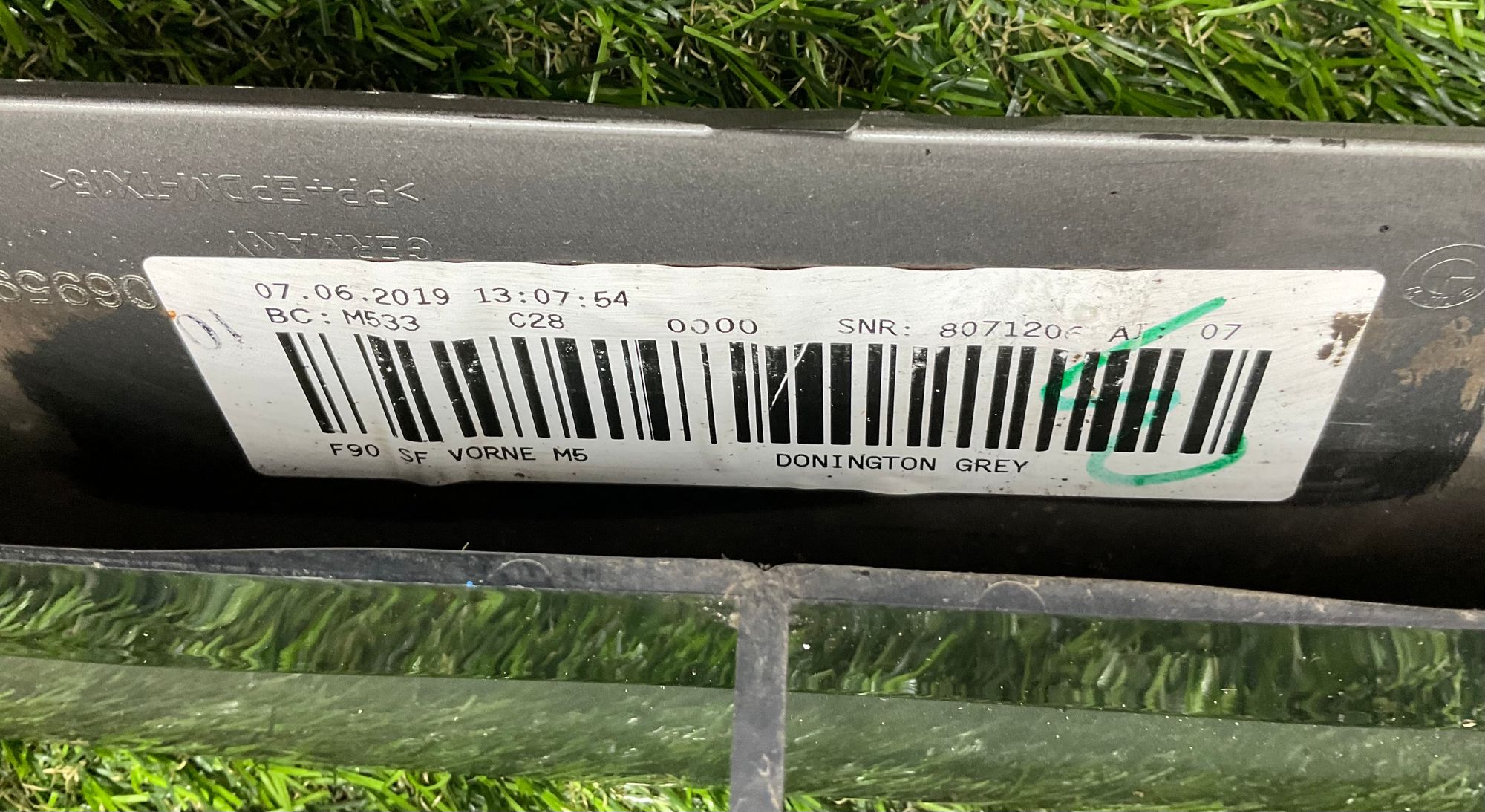 https://ycs.partsauto.market/partsauto-images/thmbs/userImages/h353NjtZg3VDP19b5HMt7LlpbQ93/part/8b493da4-f642-47b2-959d-7cf3832418d6_1783672544755.jpg