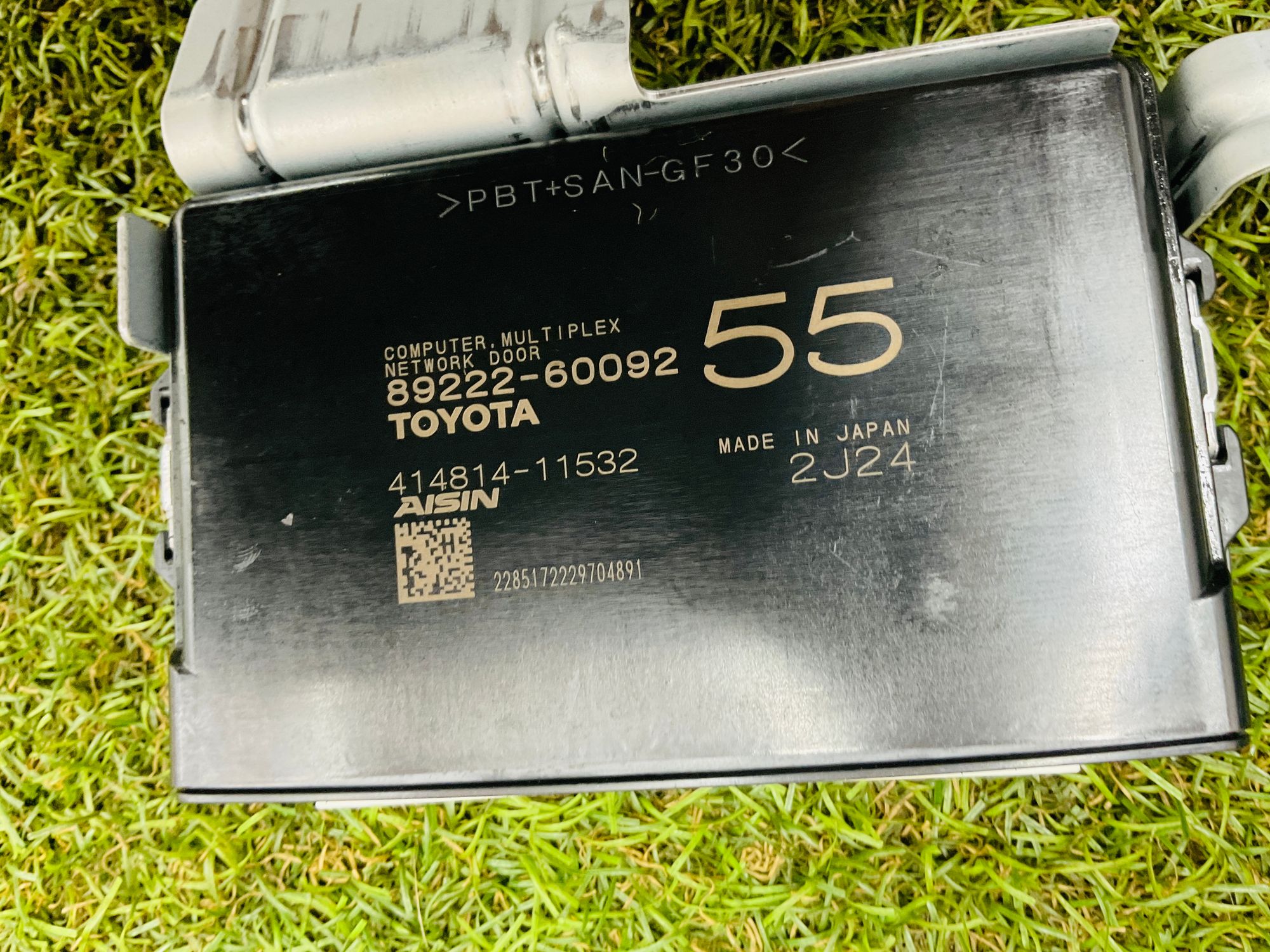 https://ycs.partsauto.market/partsauto-images/thmbs/userImages/h353NjtZg3VDP19b5HMt7LlpbQ93/part/8b4c41fe-79d0-4b52-8dd6-aaf560f93239_1779722255274.jpg