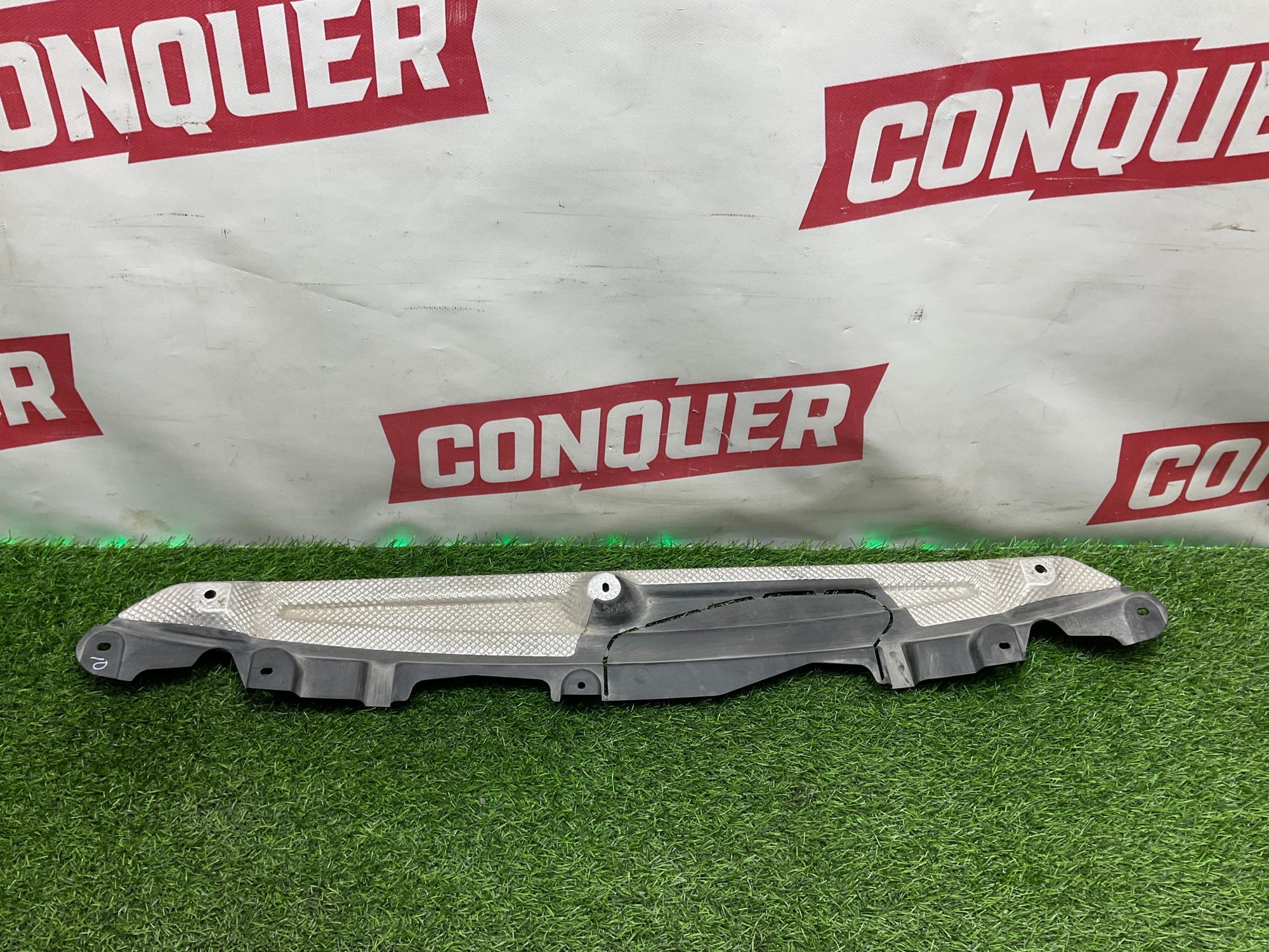 https://ycs.partsauto.market/partsauto-images/thmbs/userImages/h353NjtZg3VDP19b5HMt7LlpbQ93/part/8c3dc2b2-9e96-469e-9f48-6012070514ed_1734683266790.jpg