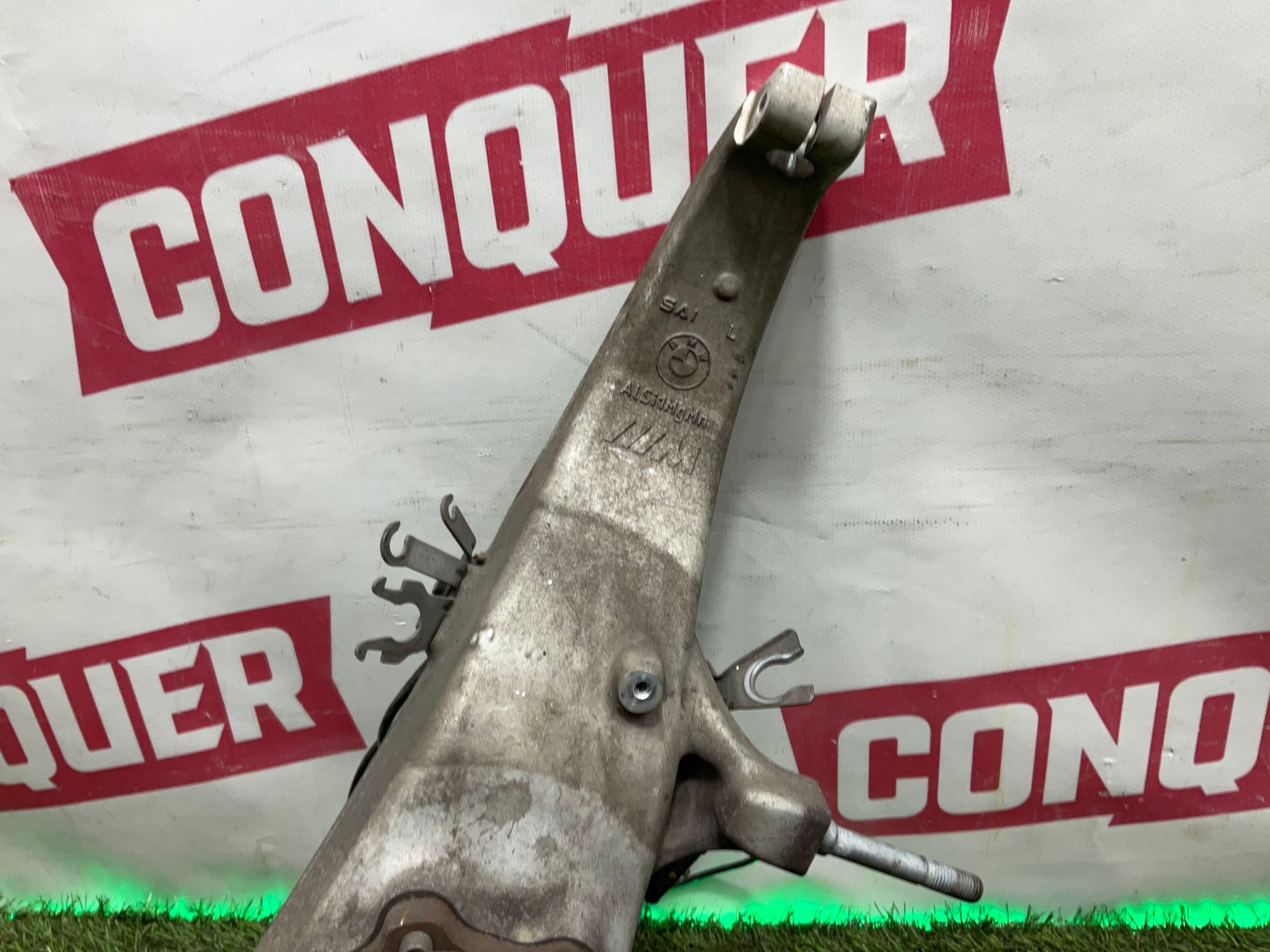 Кулак передний левый BMW M5, F90 рестайлинг, 32000 рублей, Москва