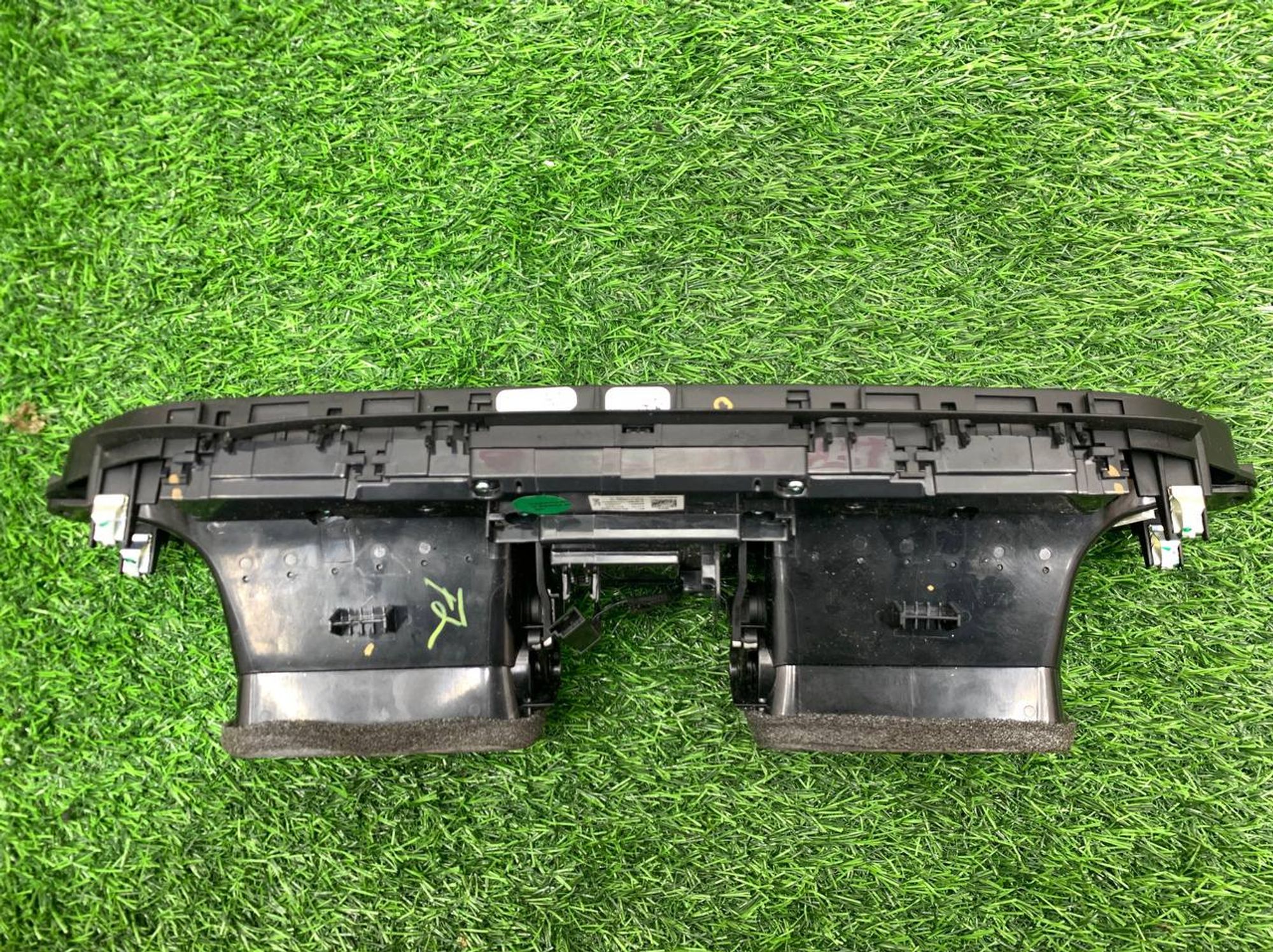 https://ycs.partsauto.market/partsauto-images/thmbs/userImages/h353NjtZg3VDP19b5HMt7LlpbQ93/part/8c43b478-10b4-4a3a-a66d-68c98562f4e5_1732722074324.jpg