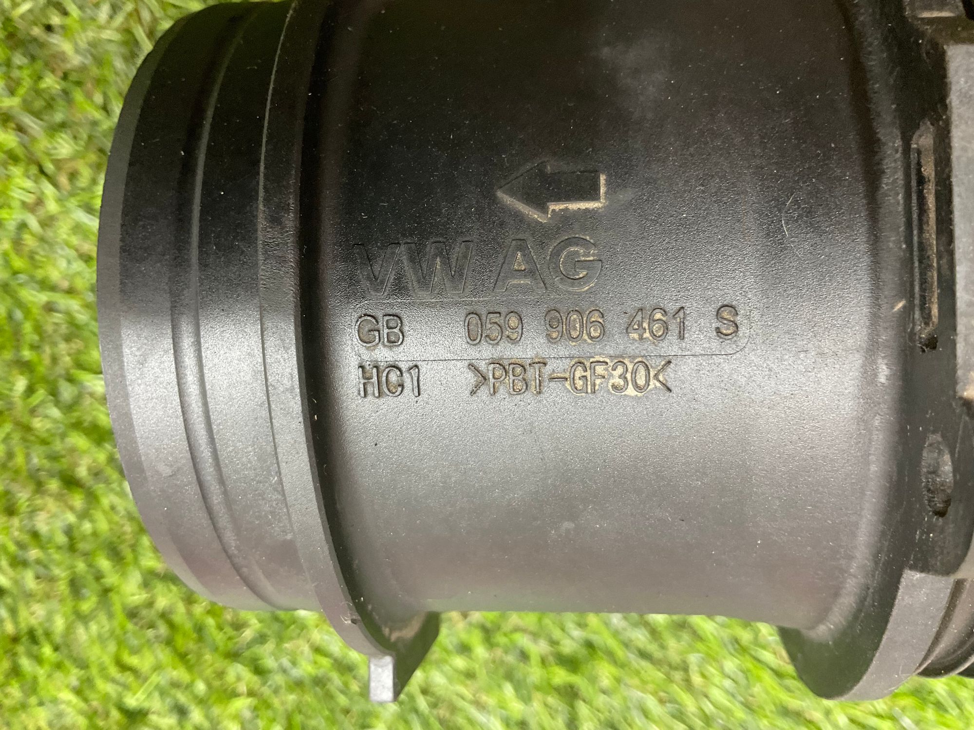 https://ycs.partsauto.market/partsauto-images/thmbs/userImages/h353NjtZg3VDP19b5HMt7LlpbQ93/part/8c52a68a-bead-4867-bce7-608cca98bd3a_1786022863035.jpg