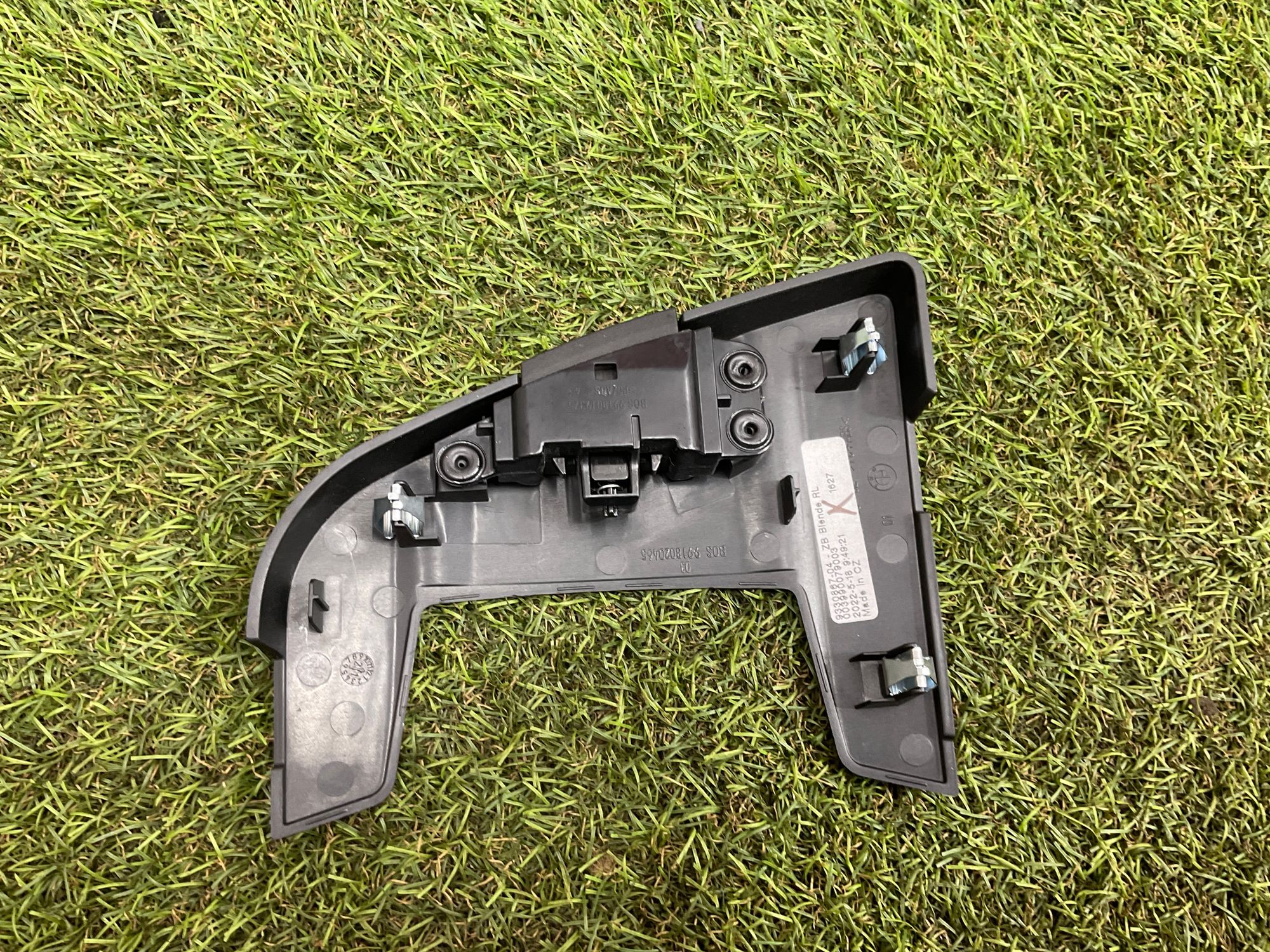 https://ycs.partsauto.market/partsauto-images/thmbs/userImages/h353NjtZg3VDP19b5HMt7LlpbQ93/part/8c6034ea-c88c-411e-ba89-0d1467828828_1779194937731.jpg