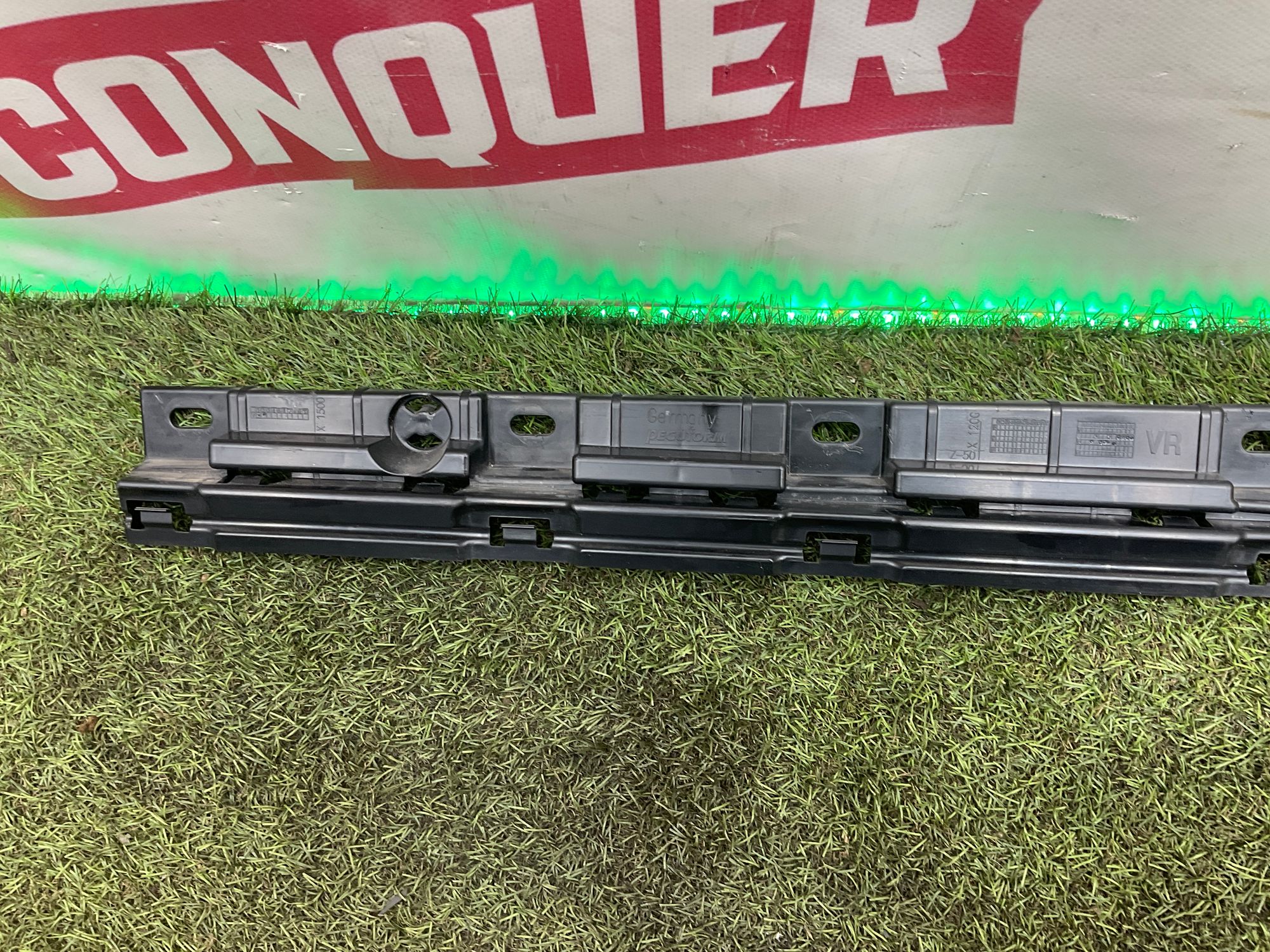 Кронштейн порога передний правый BMW 6 F06, 500 рублей, Москва