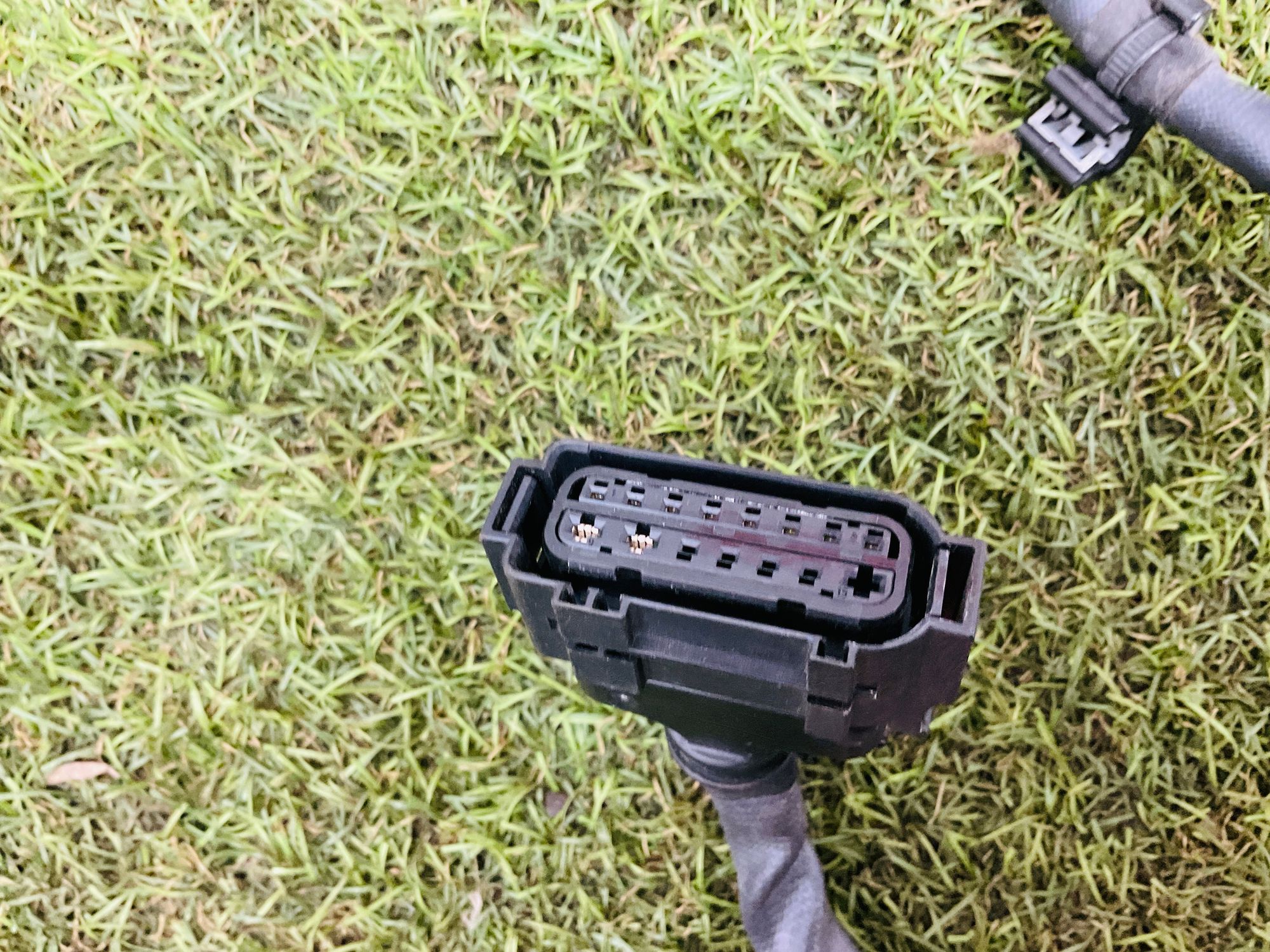 https://ycs.partsauto.market/partsauto-images/thmbs/userImages/h353NjtZg3VDP19b5HMt7LlpbQ93/part/8cbcd548-1b9e-4ae1-8717-845feaa98b4c_1779369245373.jpg
