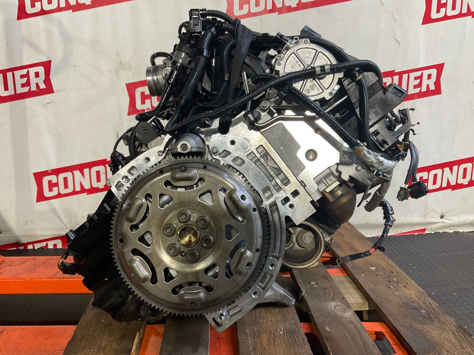 https://ycs.partsauto.market/partsauto-images/thmbs/userImages/h353NjtZg3VDP19b5HMt7LlpbQ93/part/8cd68514-ad07-47e8-b5cd-84301256cf1f_1744733020402.jpg