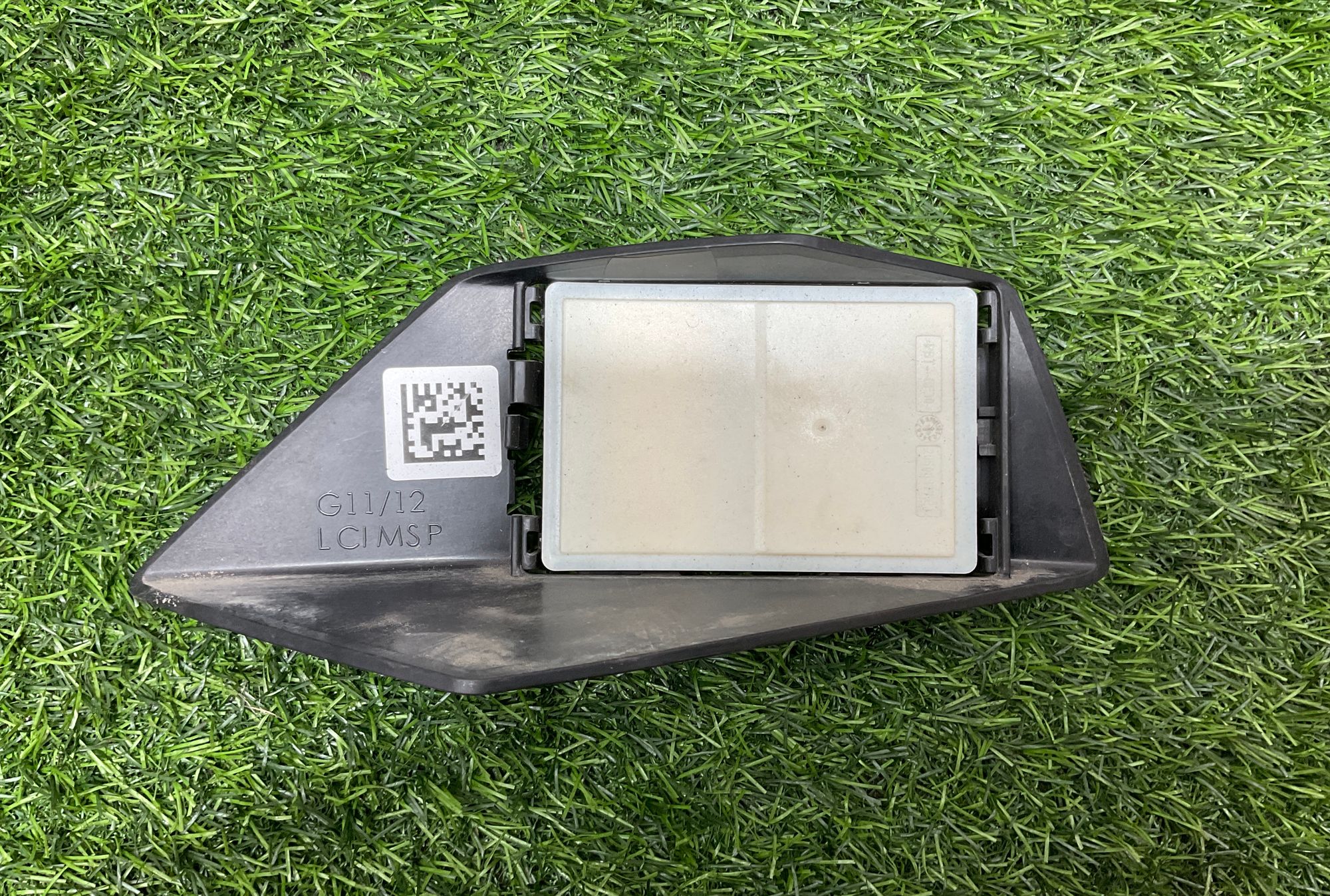 https://ycs.partsauto.market/partsauto-images/thmbs/userImages/h353NjtZg3VDP19b5HMt7LlpbQ93/part/8d288d0c-c2b6-4ea4-acb4-6730f6669d28_1735206654863.jpg