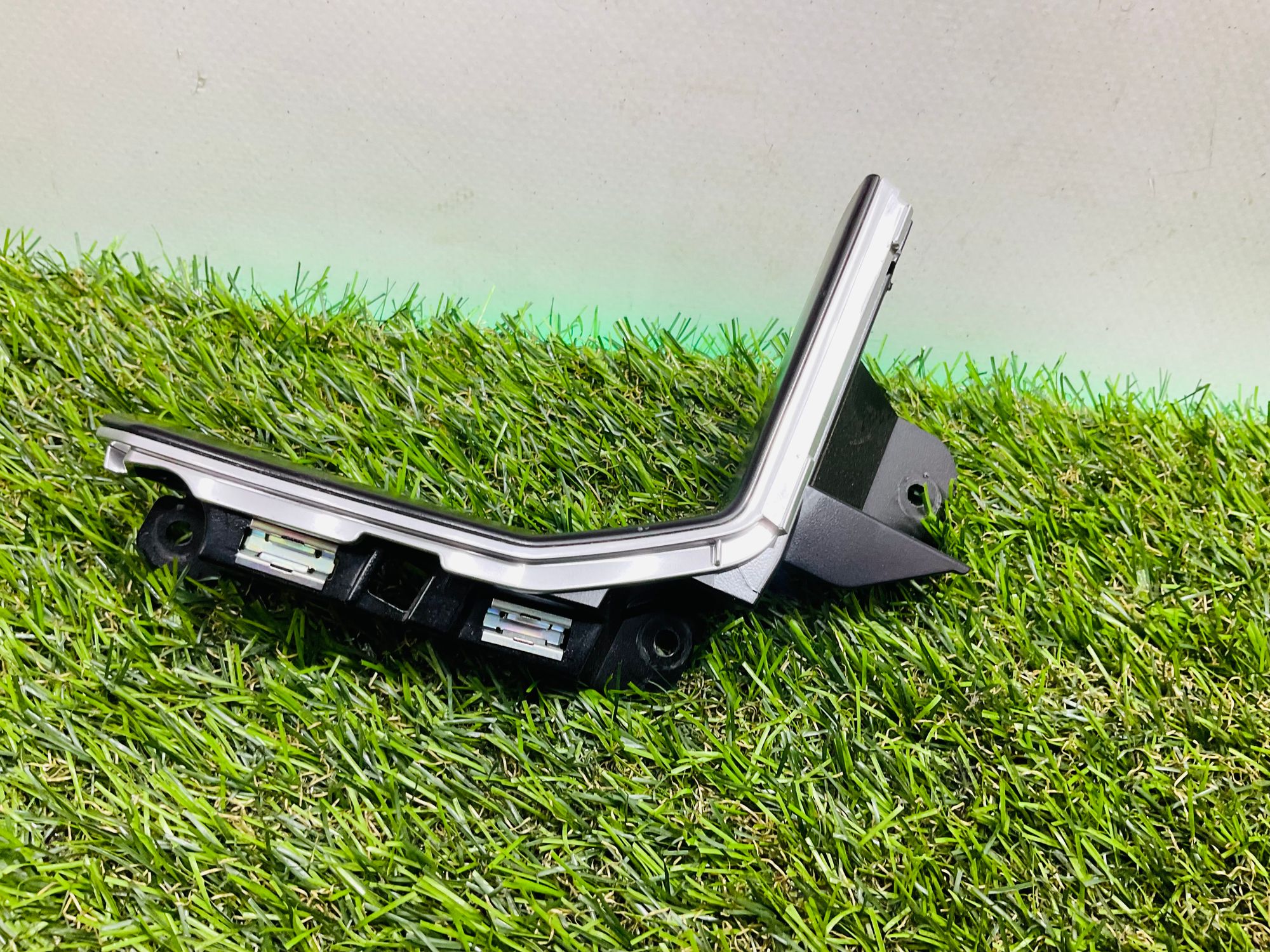 https://ycs.partsauto.market/partsauto-images/thmbs/userImages/h353NjtZg3VDP19b5HMt7LlpbQ93/part/8d5e6693-d0d2-45f5-8e5d-760a9b397369_1785852071458.jpg