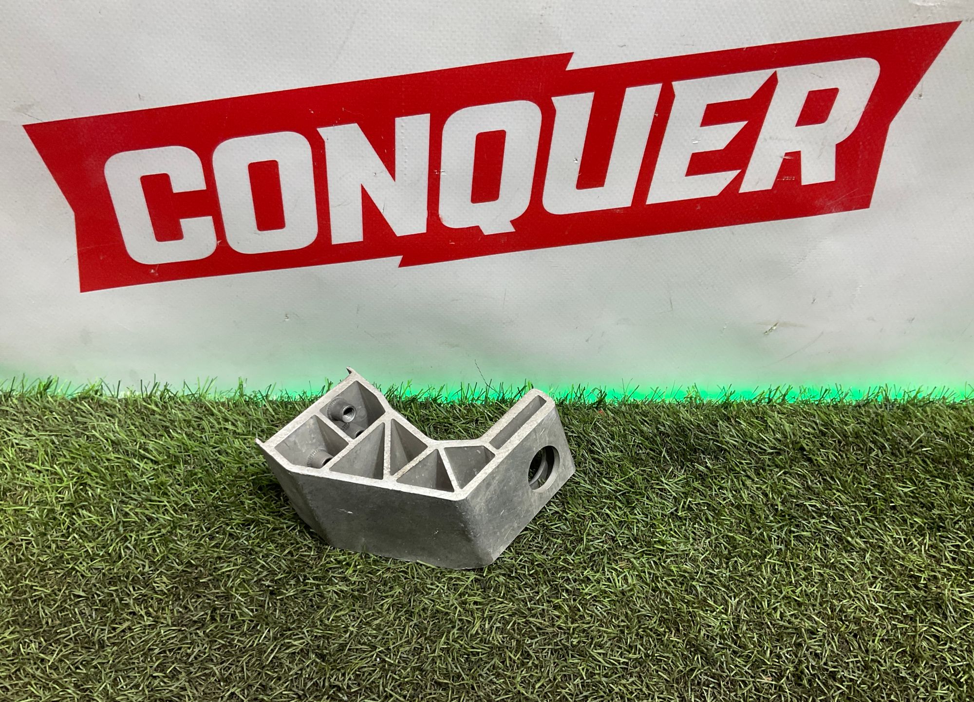 Кронштейн радиатора Mercedes-Benz C-Класс W205/S205/C205/A205 рестайлинг (2018—2021) 2021, 1500 рублей, Москва