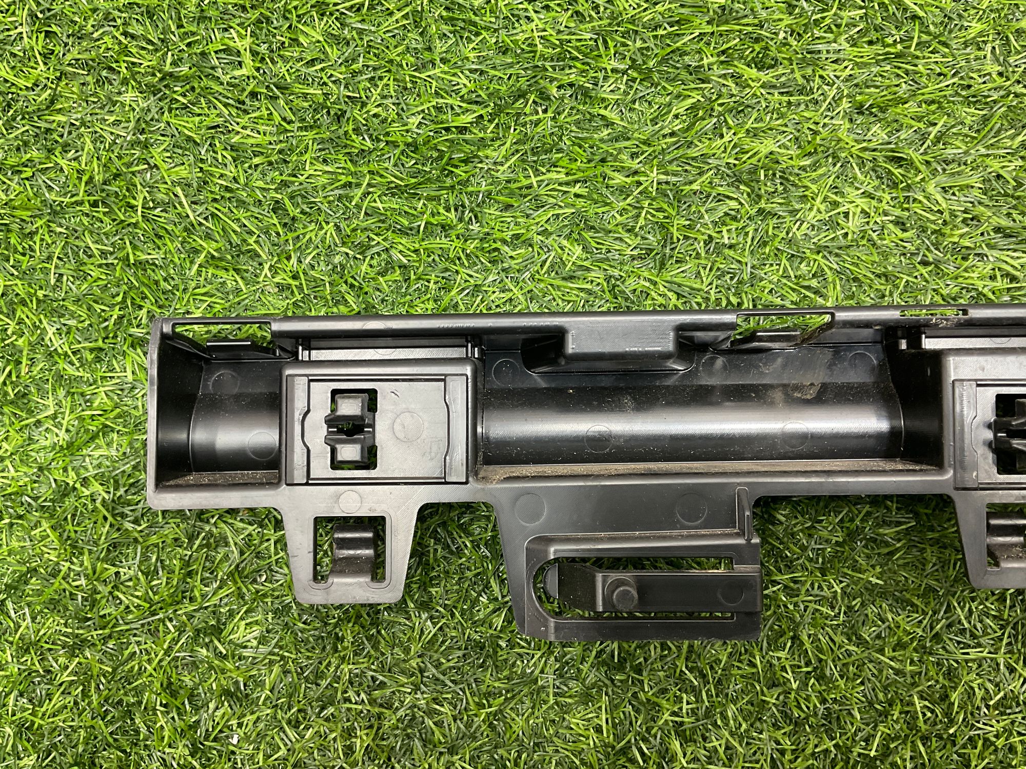 https://ycs.partsauto.market/partsauto-images/thmbs/userImages/h353NjtZg3VDP19b5HMt7LlpbQ93/part/8e0d096a-932c-4044-a33b-17e37bc403c4_1736168712882.jpg