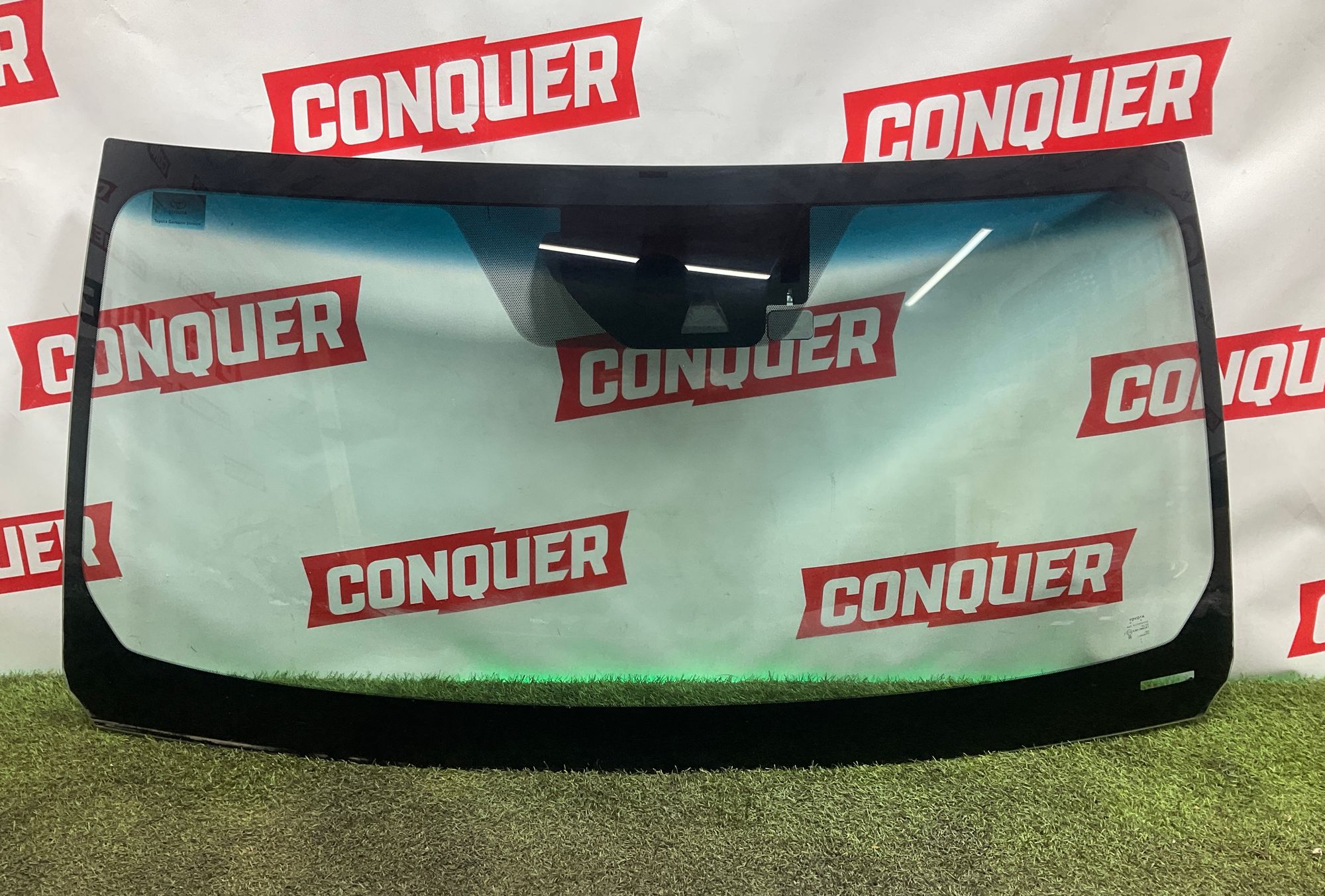 Лобовое стекло Toyota Land Cruiser 300 2024 год, 40000 рублей, Москва