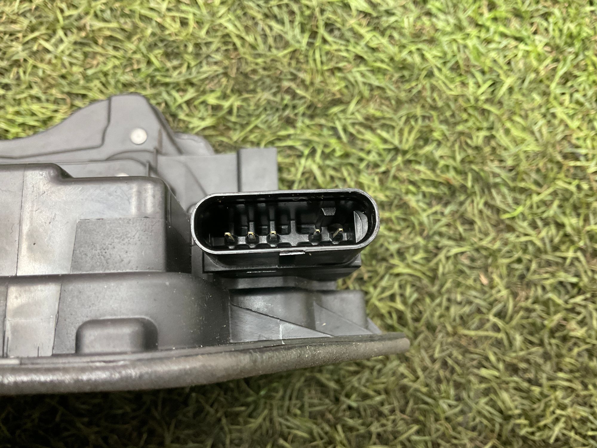 Замок двери правой передней BMW M3 G80 2023, 4000 рублей, Москва