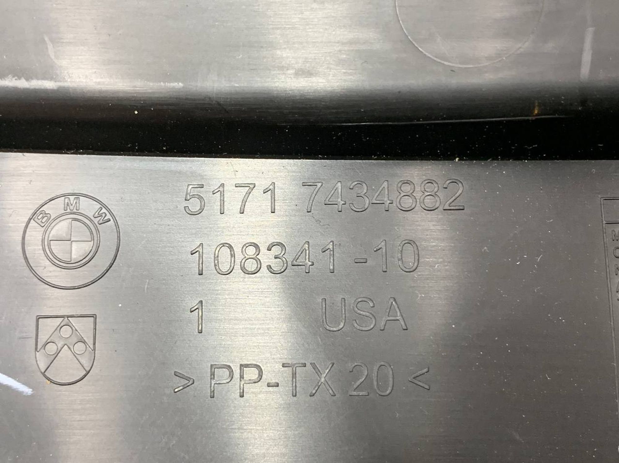 https://ycs.partsauto.market/partsauto-images/thmbs/userImages/h353NjtZg3VDP19b5HMt7LlpbQ93/part/8f56c615-f69e-47ef-9eb7-a9aaa7961423_1724424476268.jpg
