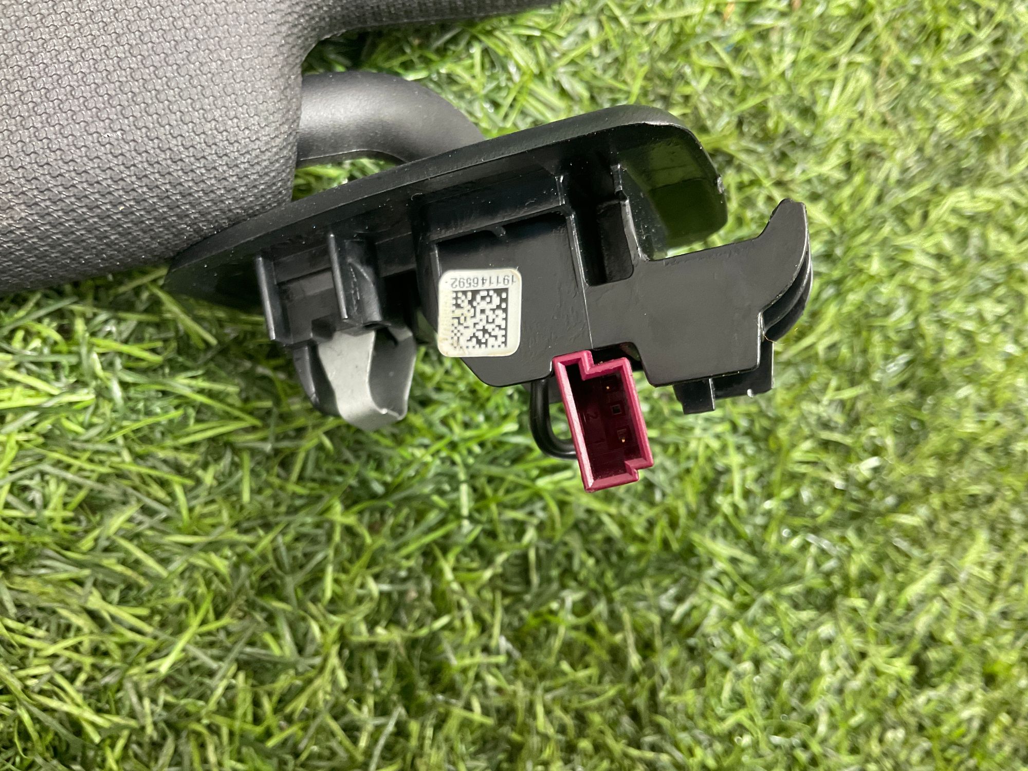 https://ycs.partsauto.market/partsauto-images/thmbs/userImages/h353NjtZg3VDP19b5HMt7LlpbQ93/part/8f858441-e260-4888-8d31-5354162a67e4_1741791357826.jpg
