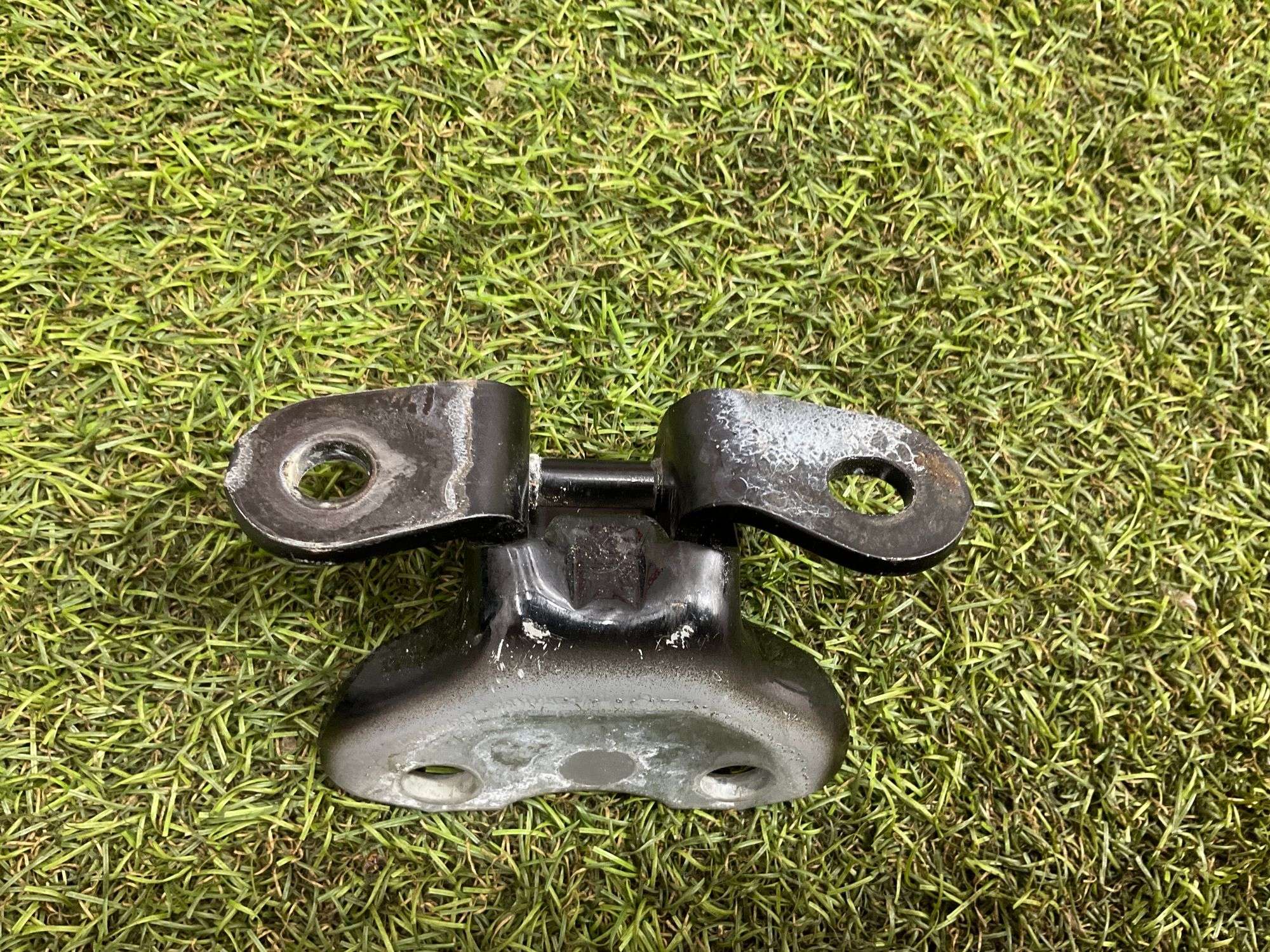 https://ycs.partsauto.market/partsauto-images/thmbs/userImages/h353NjtZg3VDP19b5HMt7LlpbQ93/part/8fbd3bb7-44eb-4d3d-8952-f074f9eda735_1779808169541.jpg