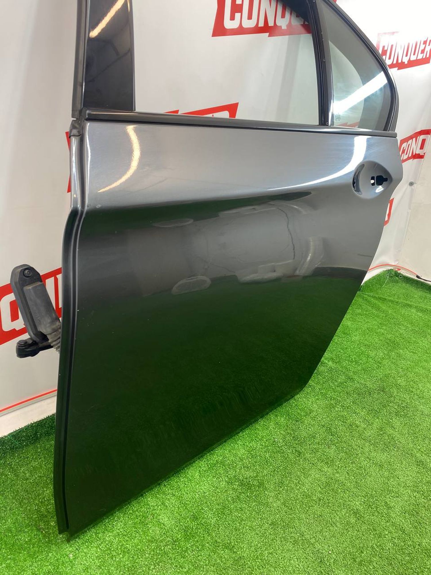 https://ycs.partsauto.market/partsauto-images/thmbs/userImages/h353NjtZg3VDP19b5HMt7LlpbQ93/part/8fbf73e8-6603-48fe-86c5-39b2d167f2d6_1743235292597.jpg