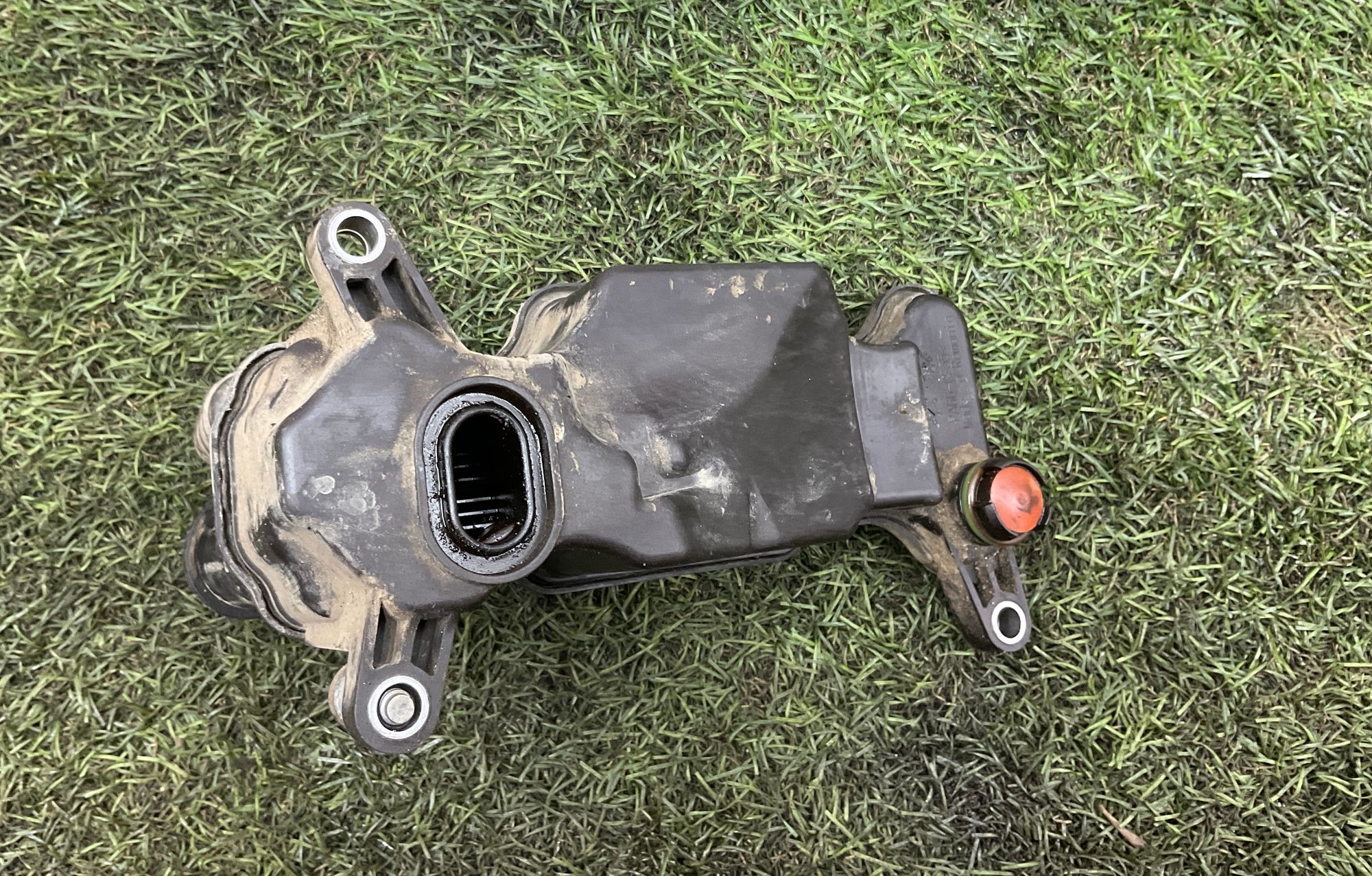 Маслоотделитель M 274920 Mercedes-Benz C-Класс, W205, 2500 рублей, Москва