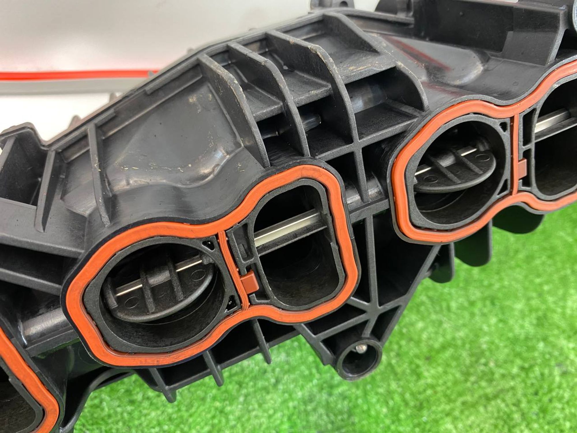 https://ycs.partsauto.market/partsauto-images/thmbs/userImages/h353NjtZg3VDP19b5HMt7LlpbQ93/part/904ca178-f8b4-436e-a63c-186dcad20e33_1748682492434.jpg