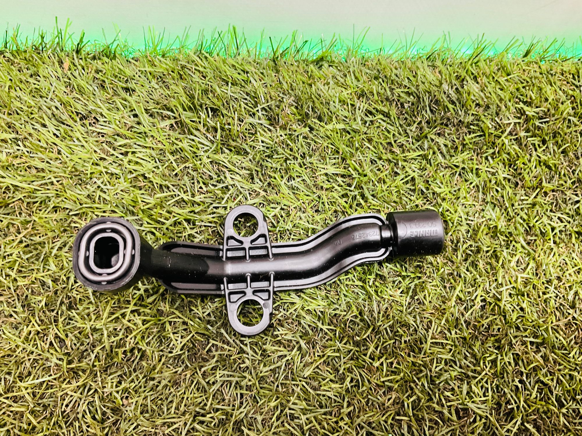 Трубка маслоотделителя S63B44B BMW M5 F90 рестайлинг 2024, 3000 рублей, Москва